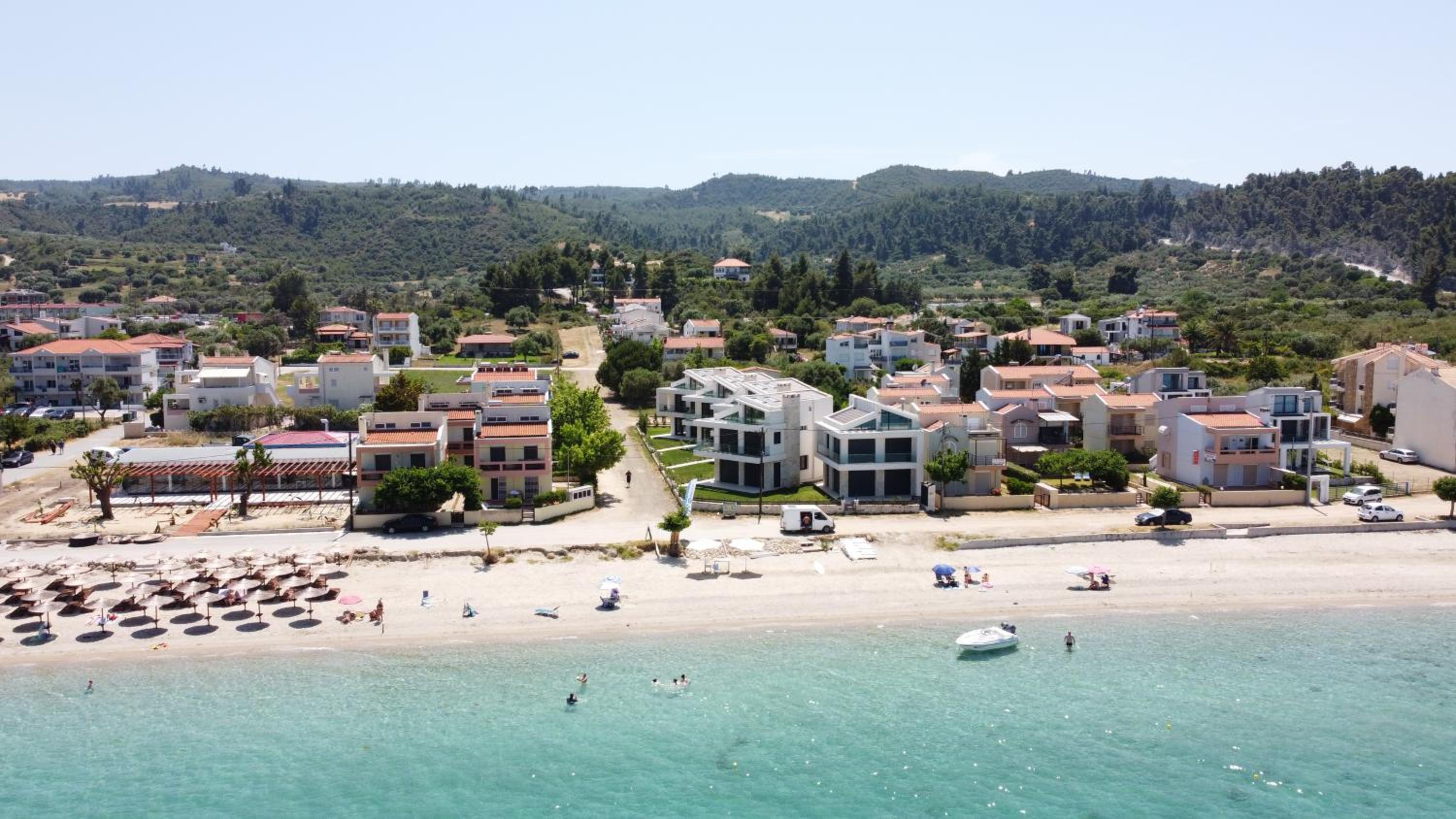 Villa Camelia by the sea view 2