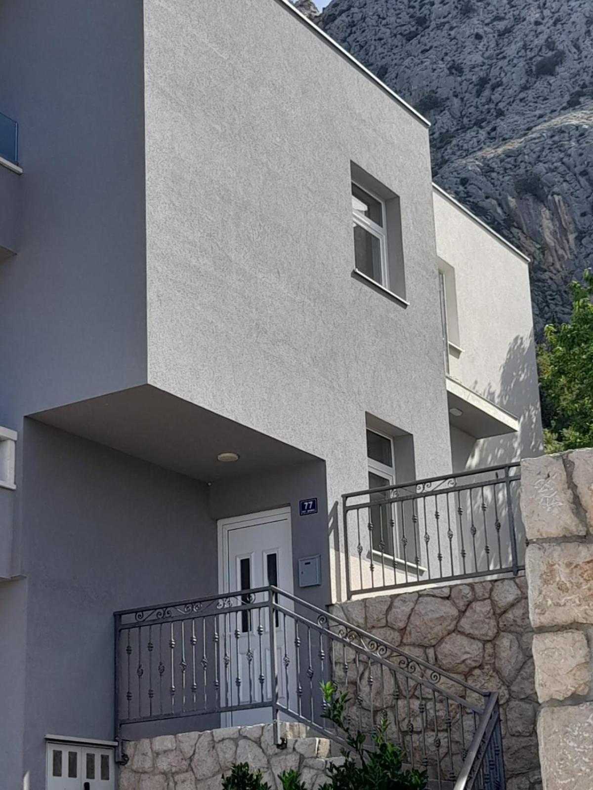 Kike apartment view 4