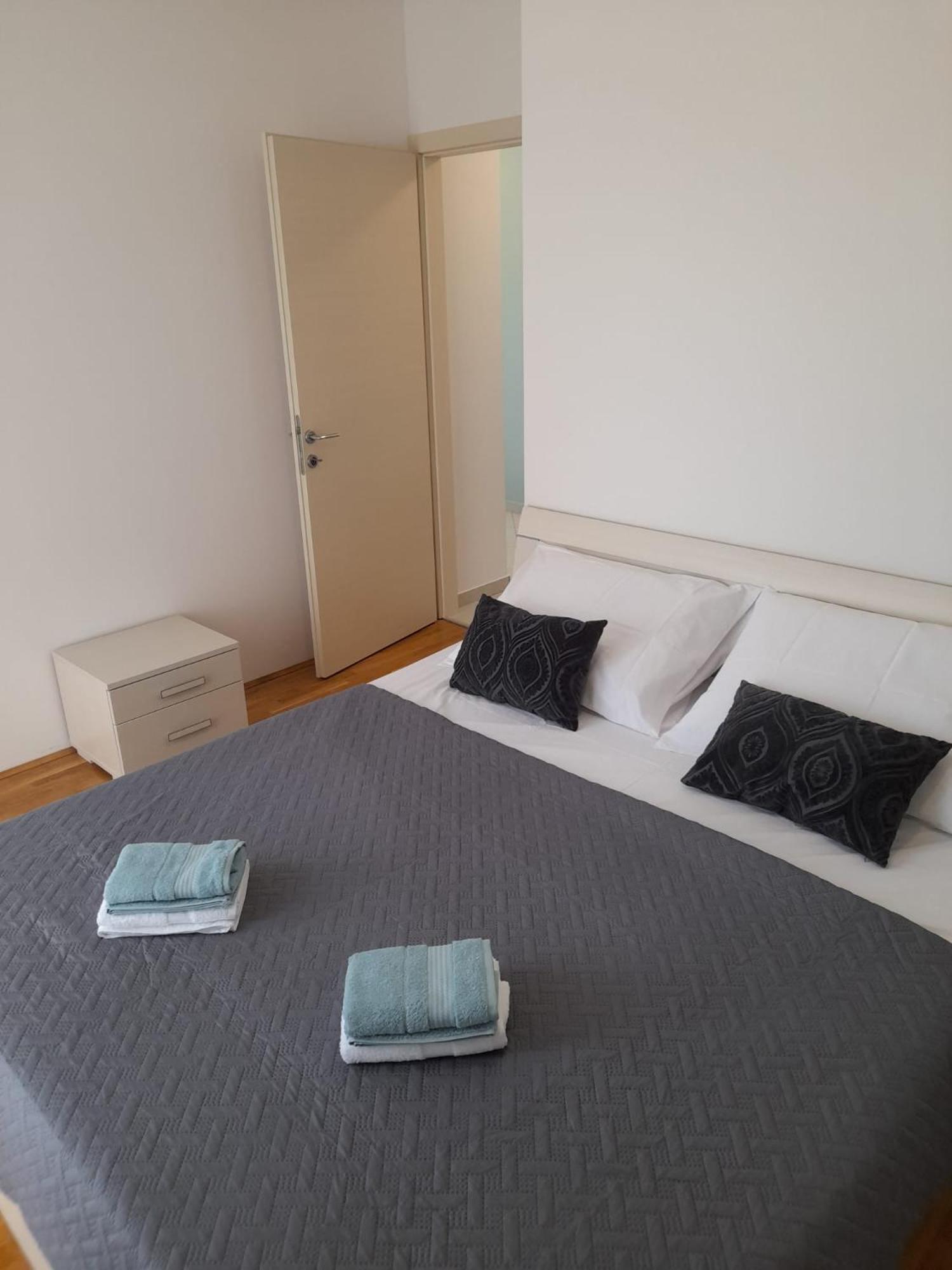 Kike apartment view 5