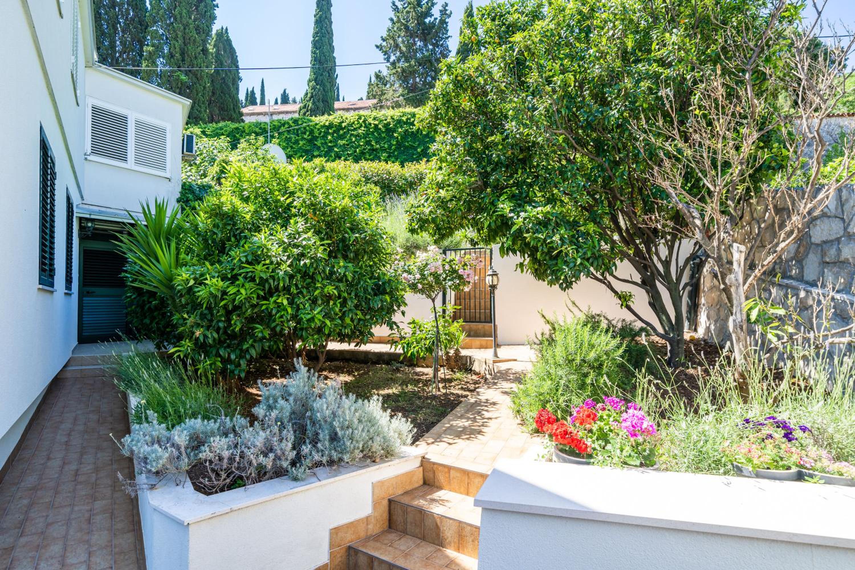 Hotel Studio Apartment Lapad - Image 1