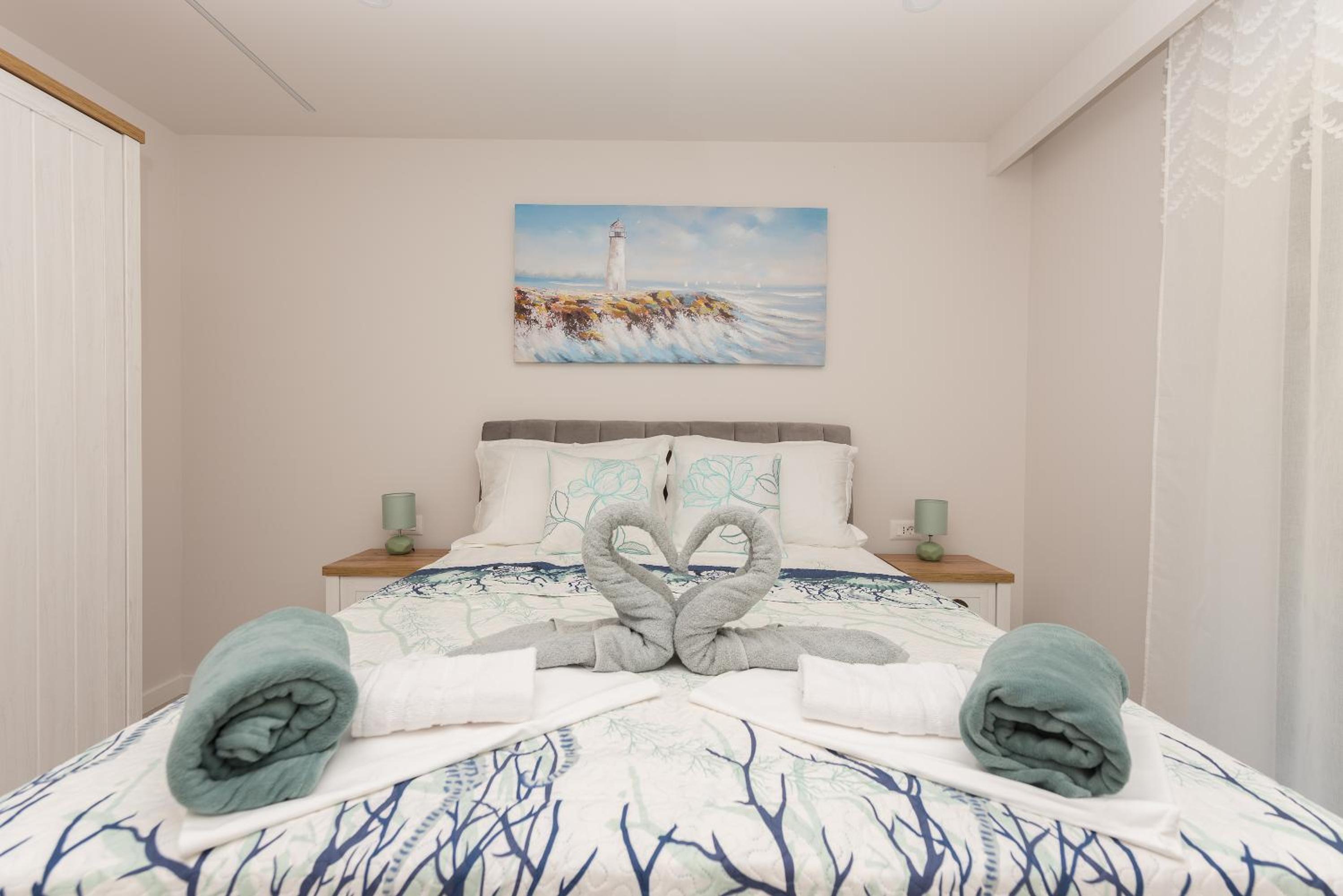 Luxury Apartment LEMON Sea & City view