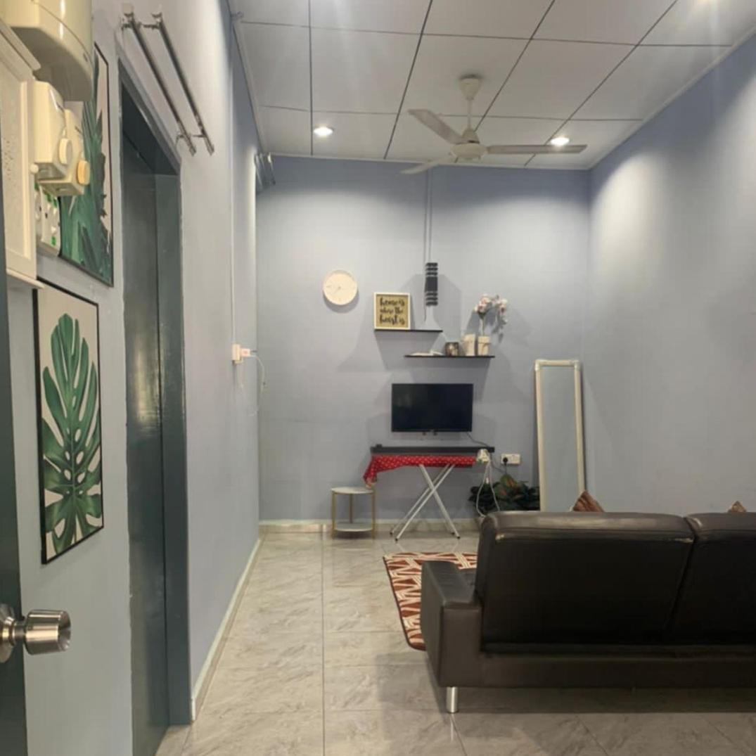 Kito's Homestay PASIR TUMBOH - 3 bedroom photo 4