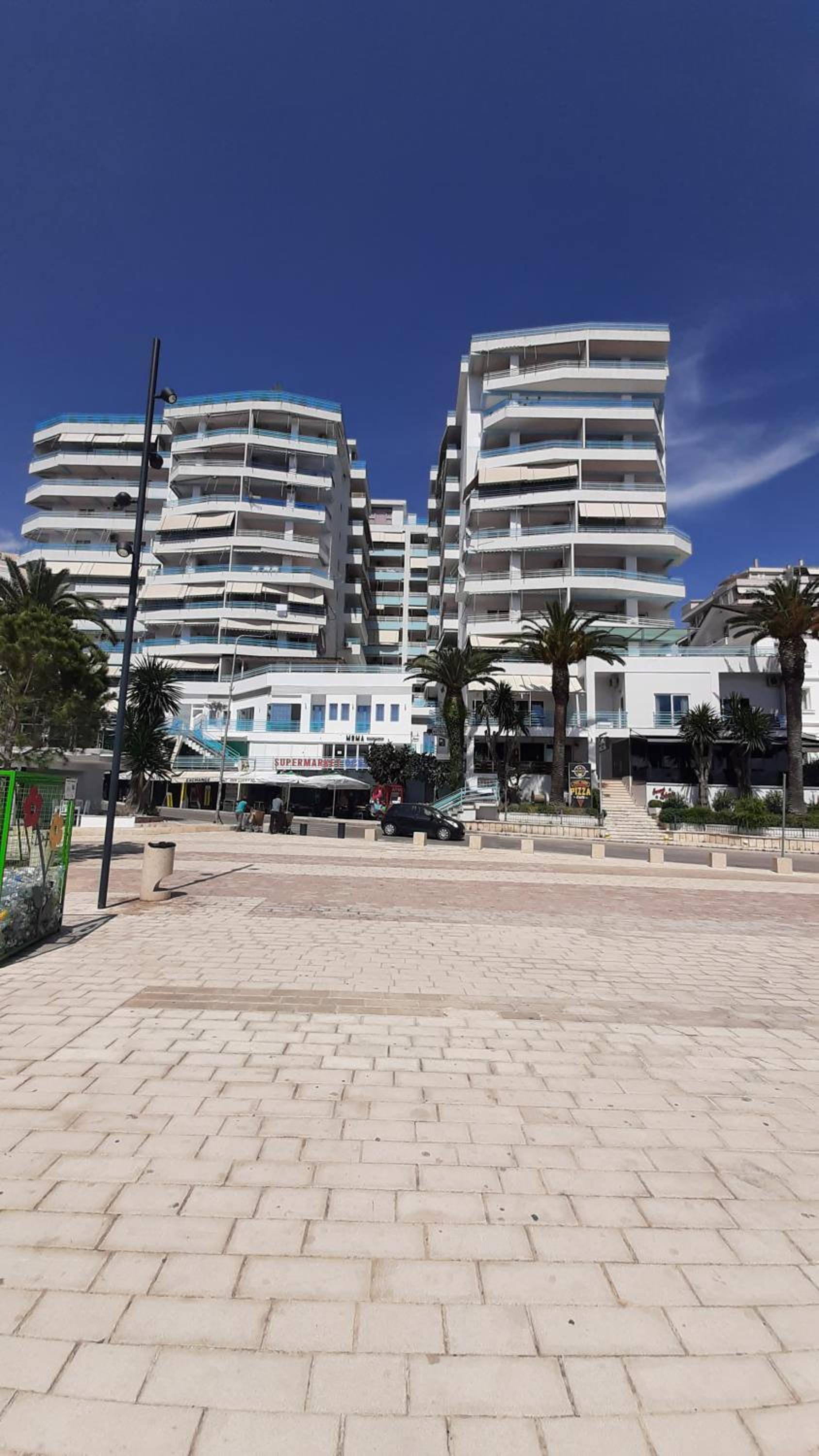 Meni's family apartament