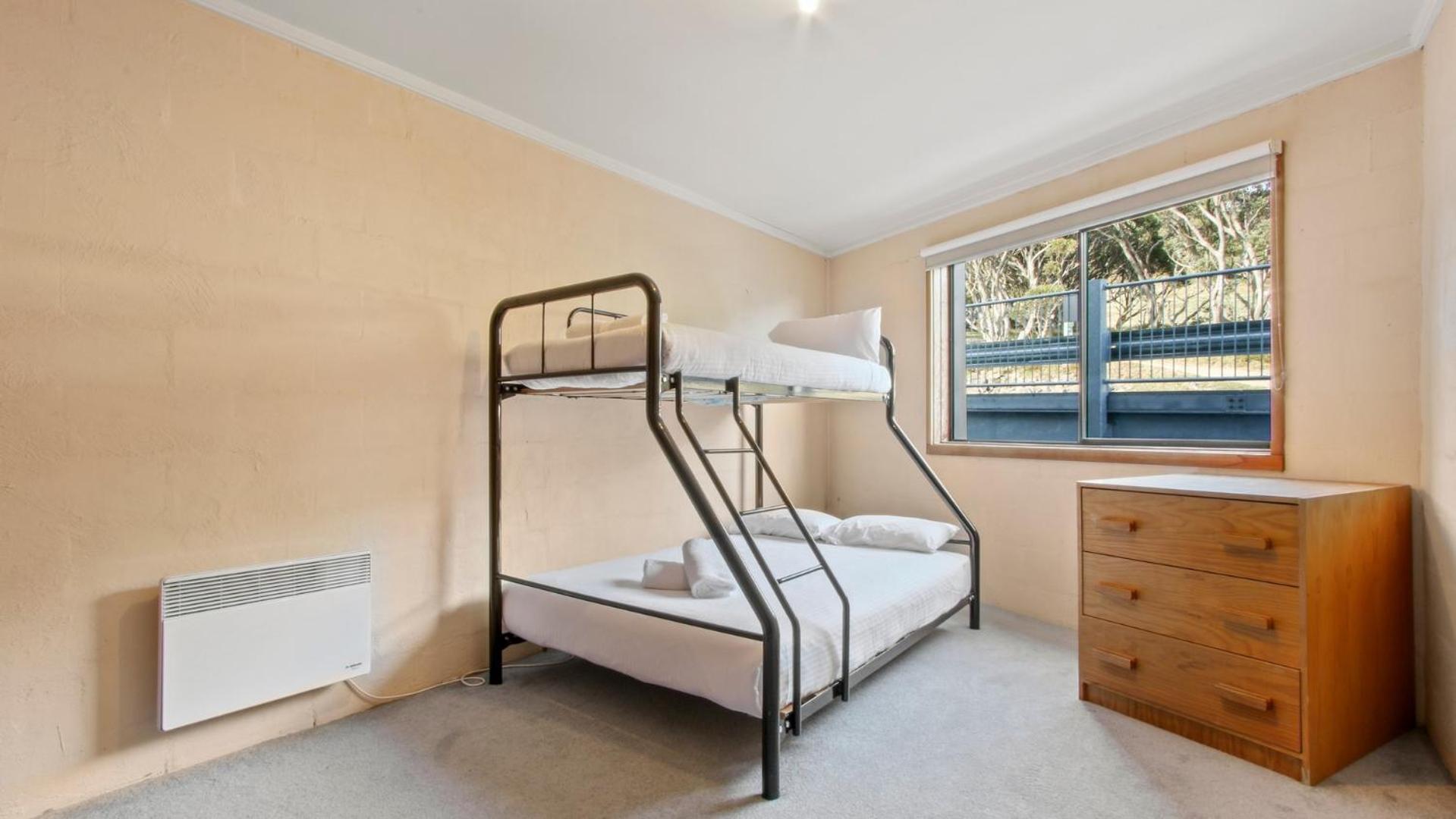1750 Hotham 11