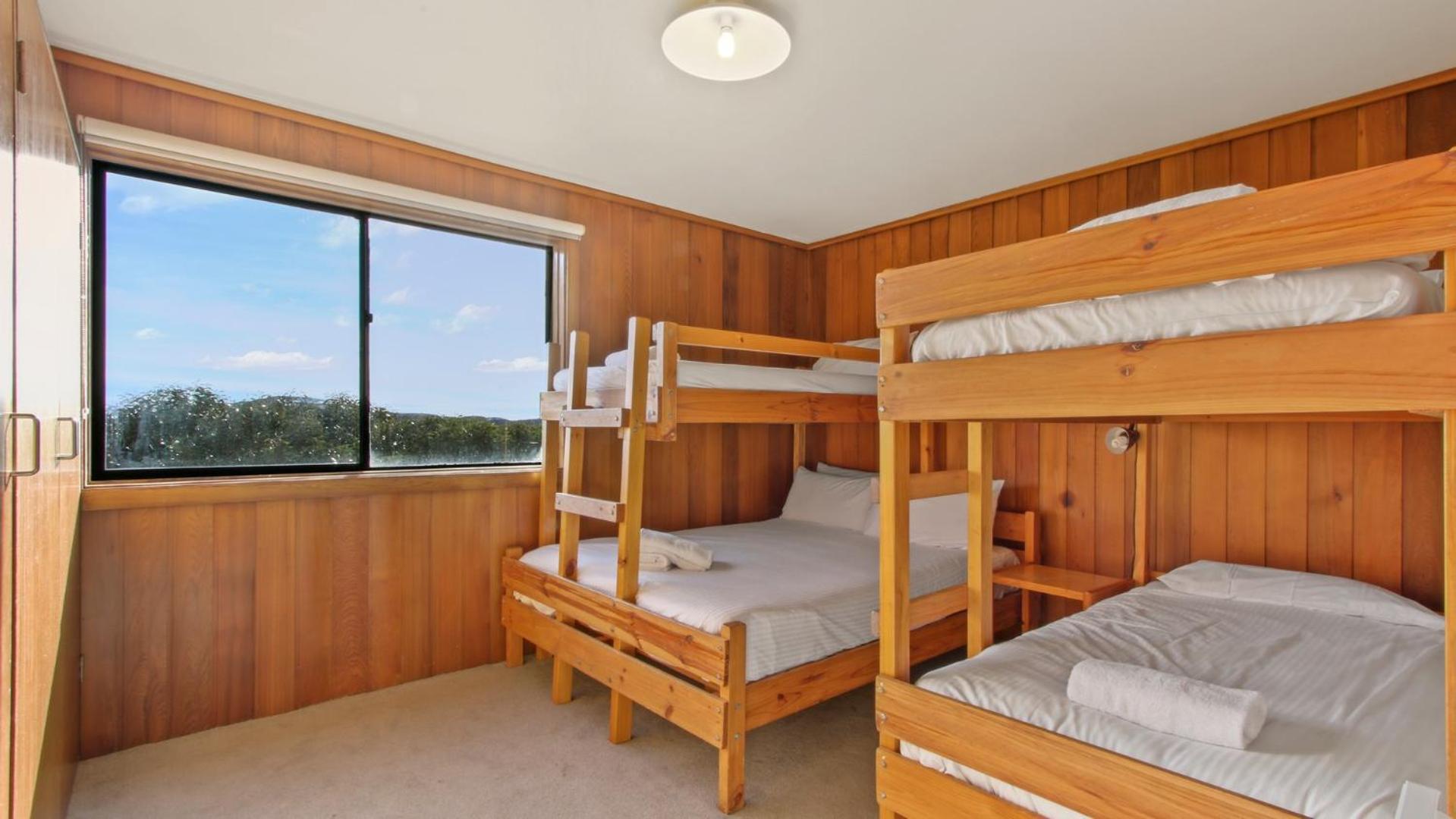 1750 Hotham 11