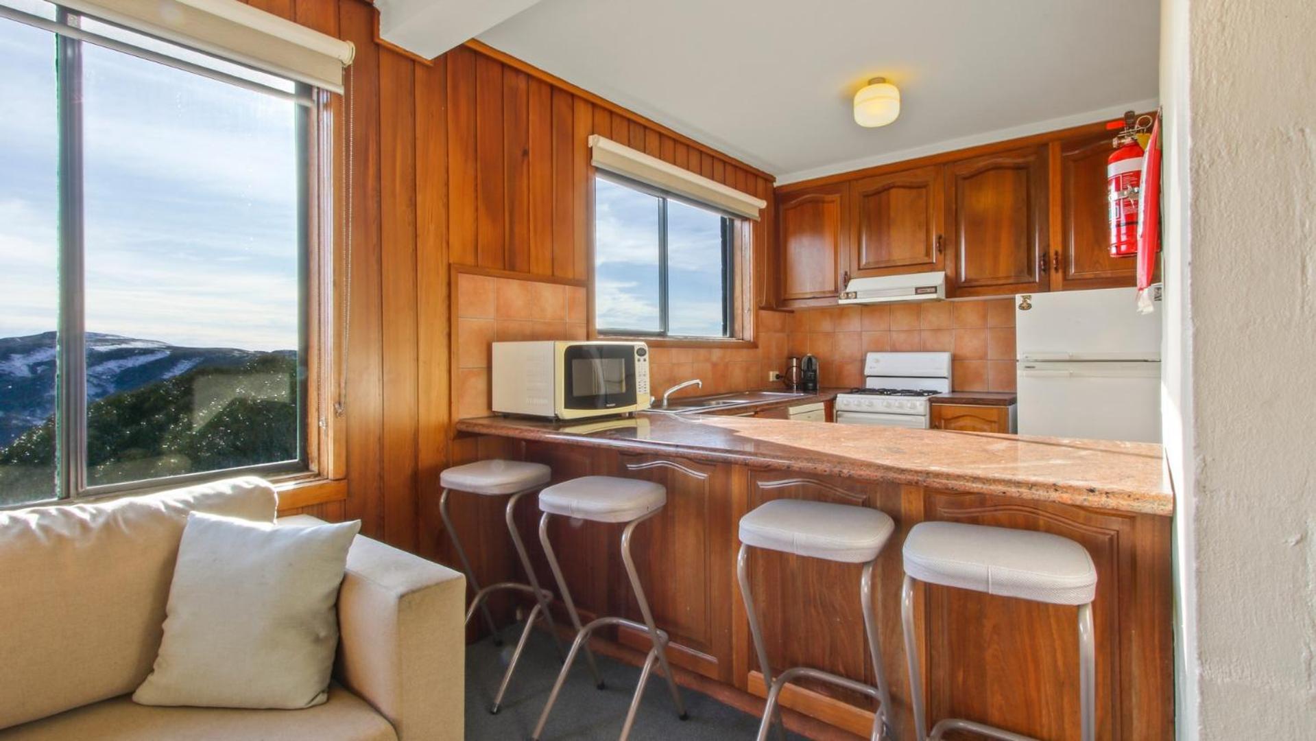 1750 Hotham 11