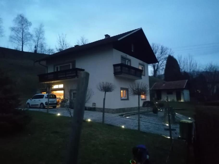Beautiful house in idyllic location view 3
