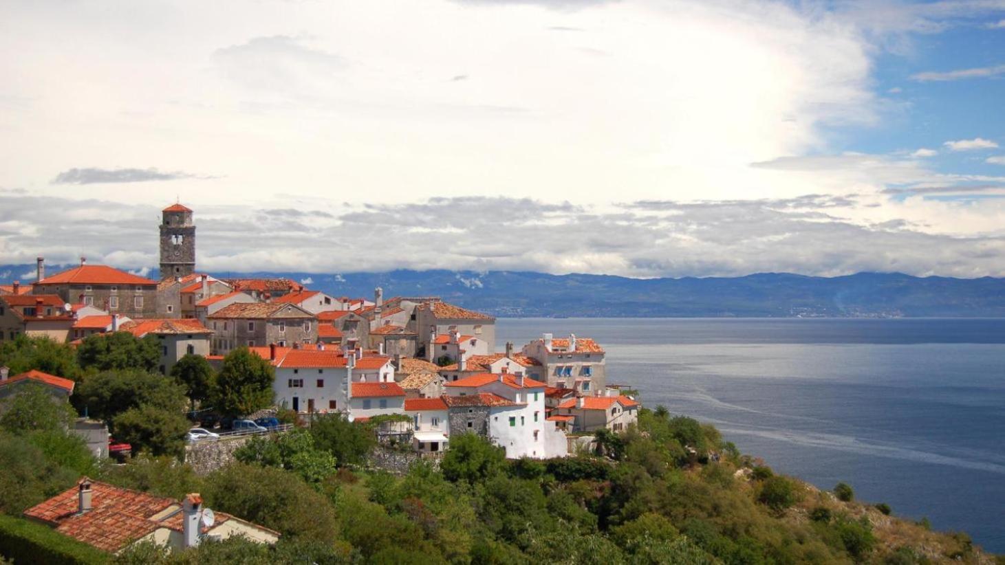 VILLA STASJA view 2