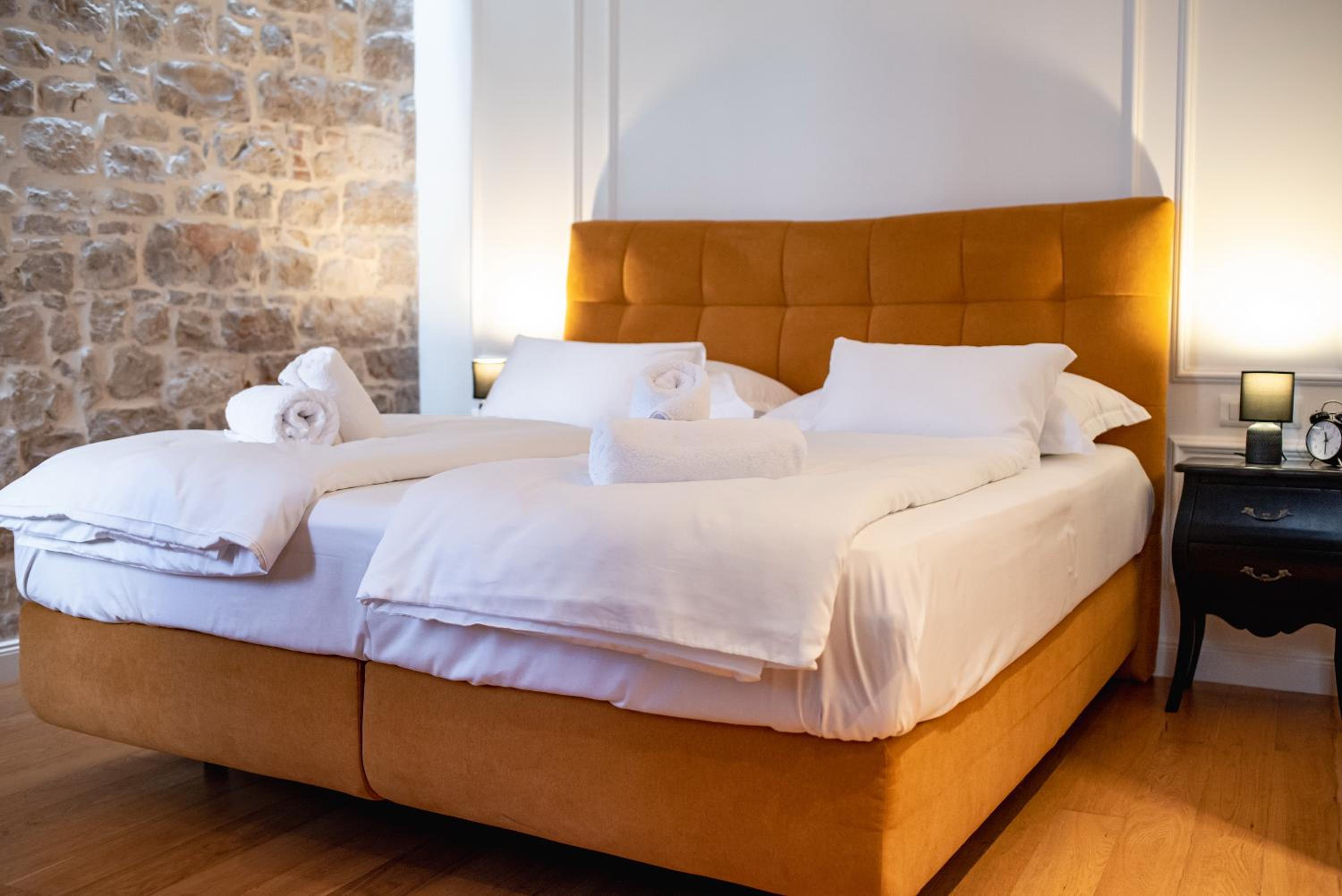 Luxury room Lav