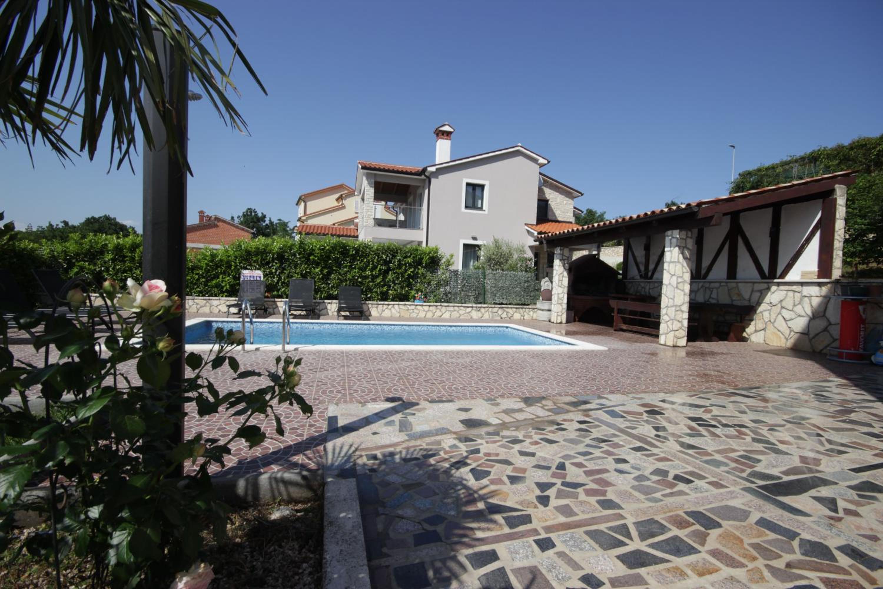 Apartments Fjolla