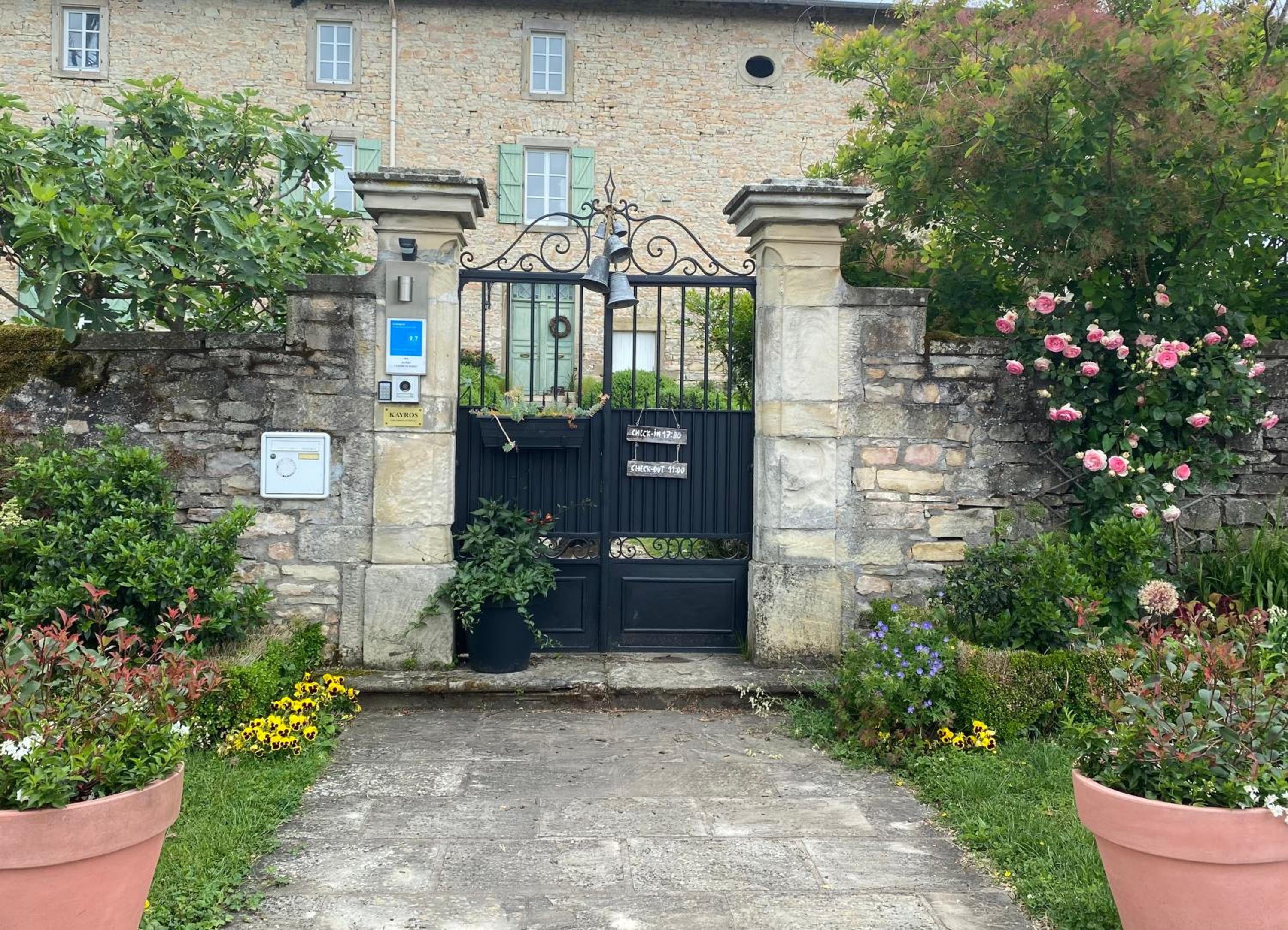 Photo 18