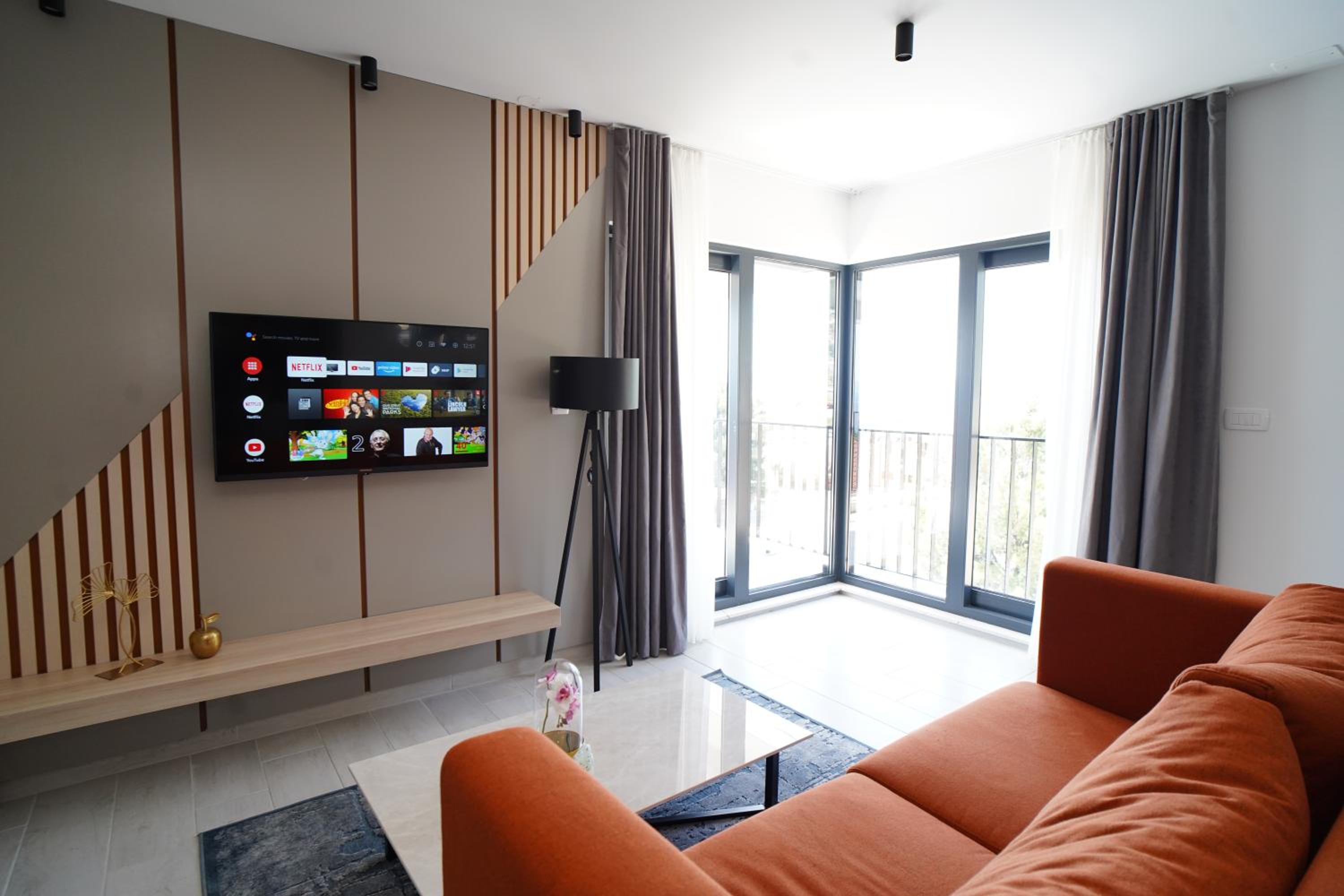 Solis Apartments Bol view 3