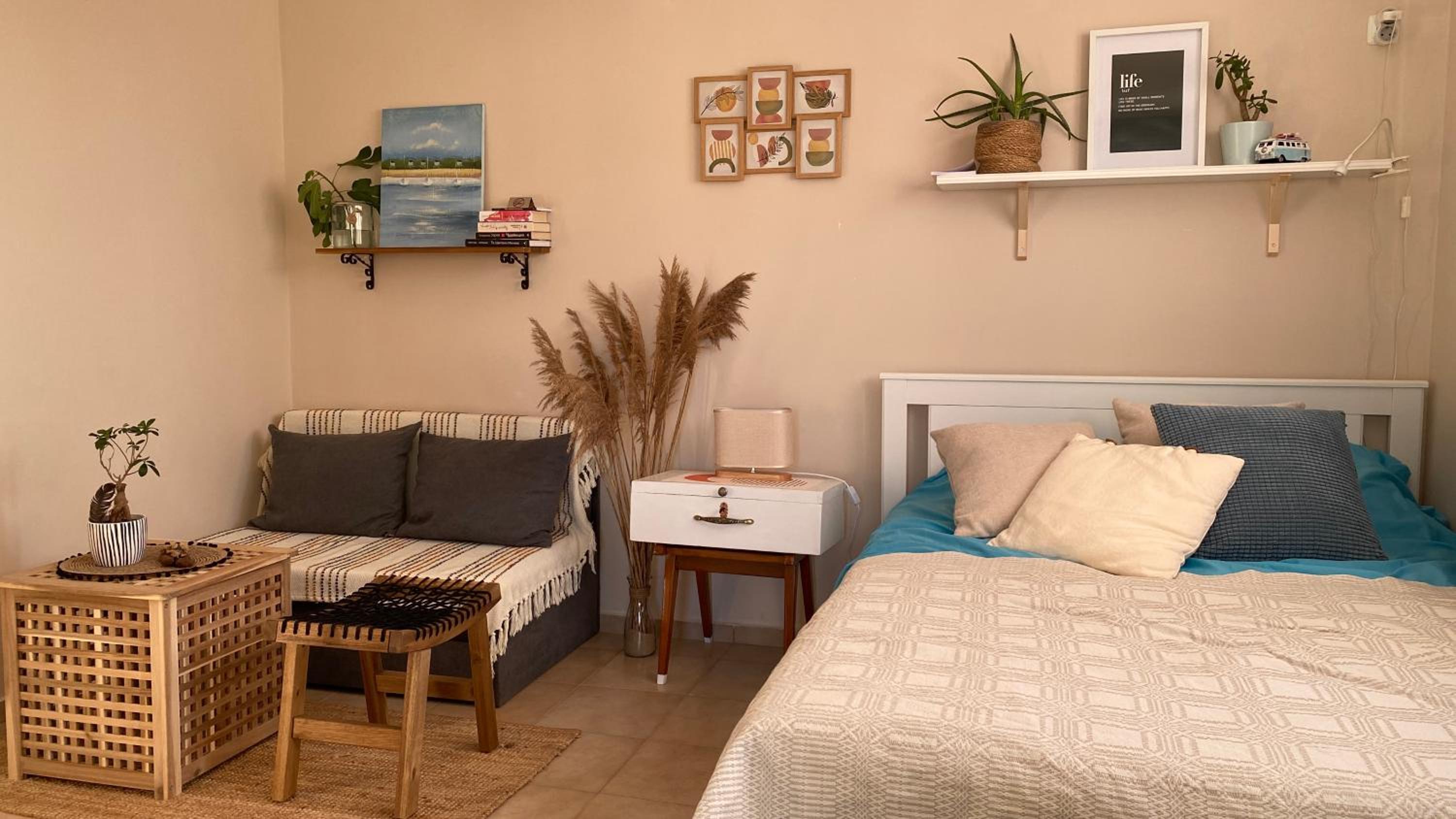 Studio Seaven, Lozenets