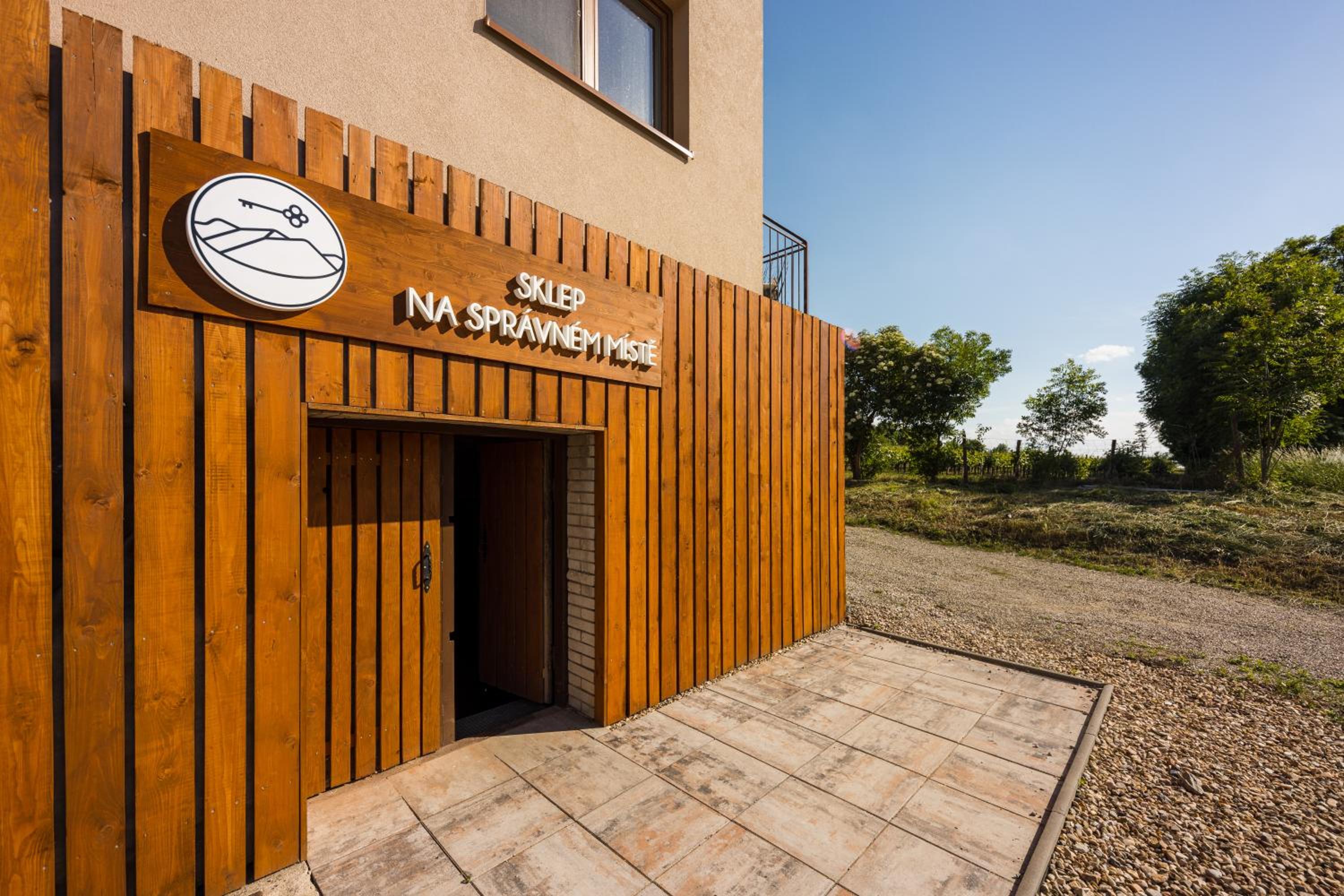 Sklep na Správném místě - degustace, ubytování a wellness view 4