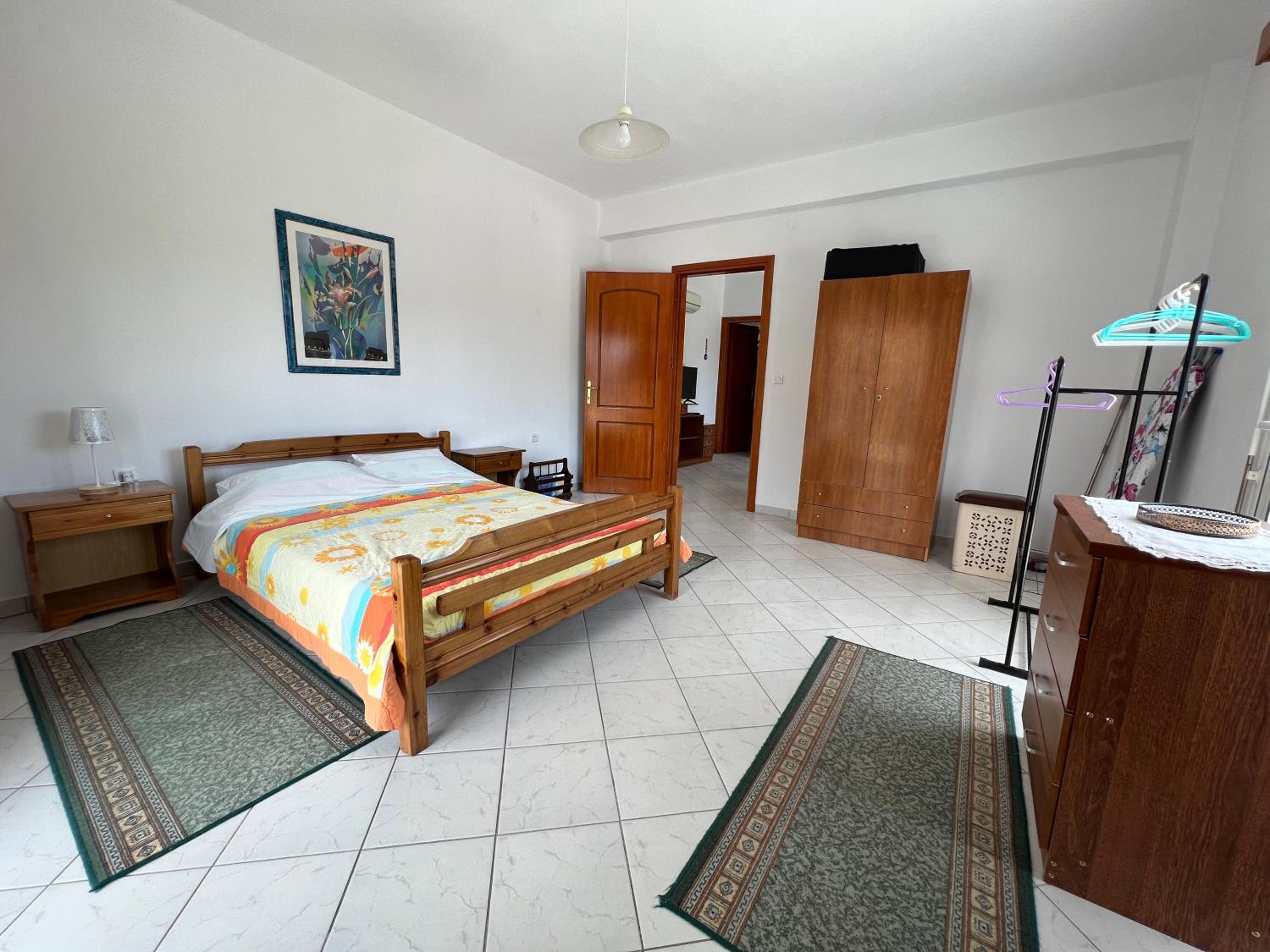 White Apartment - Thassos Town