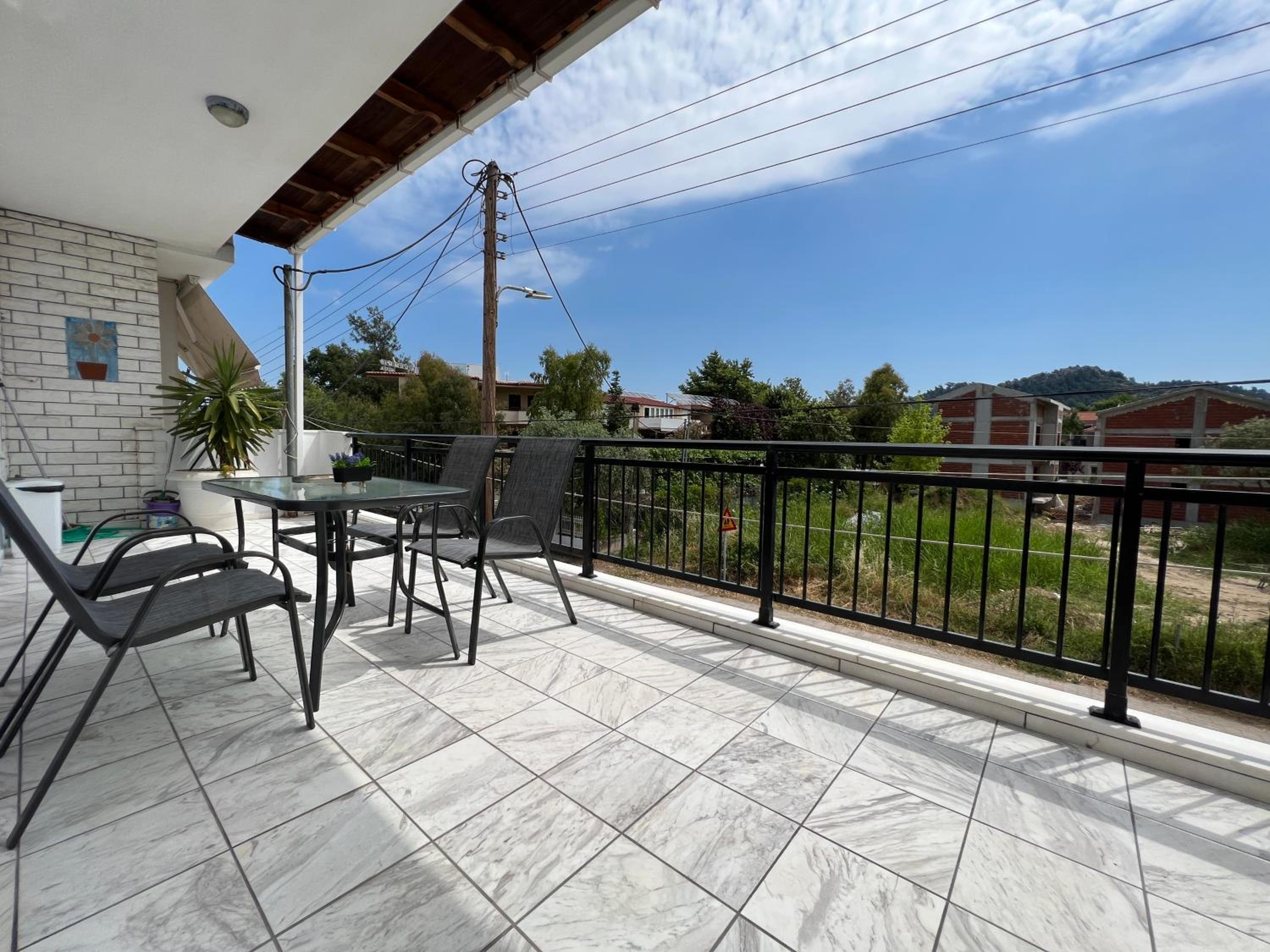 White Apartment - Thassos Town