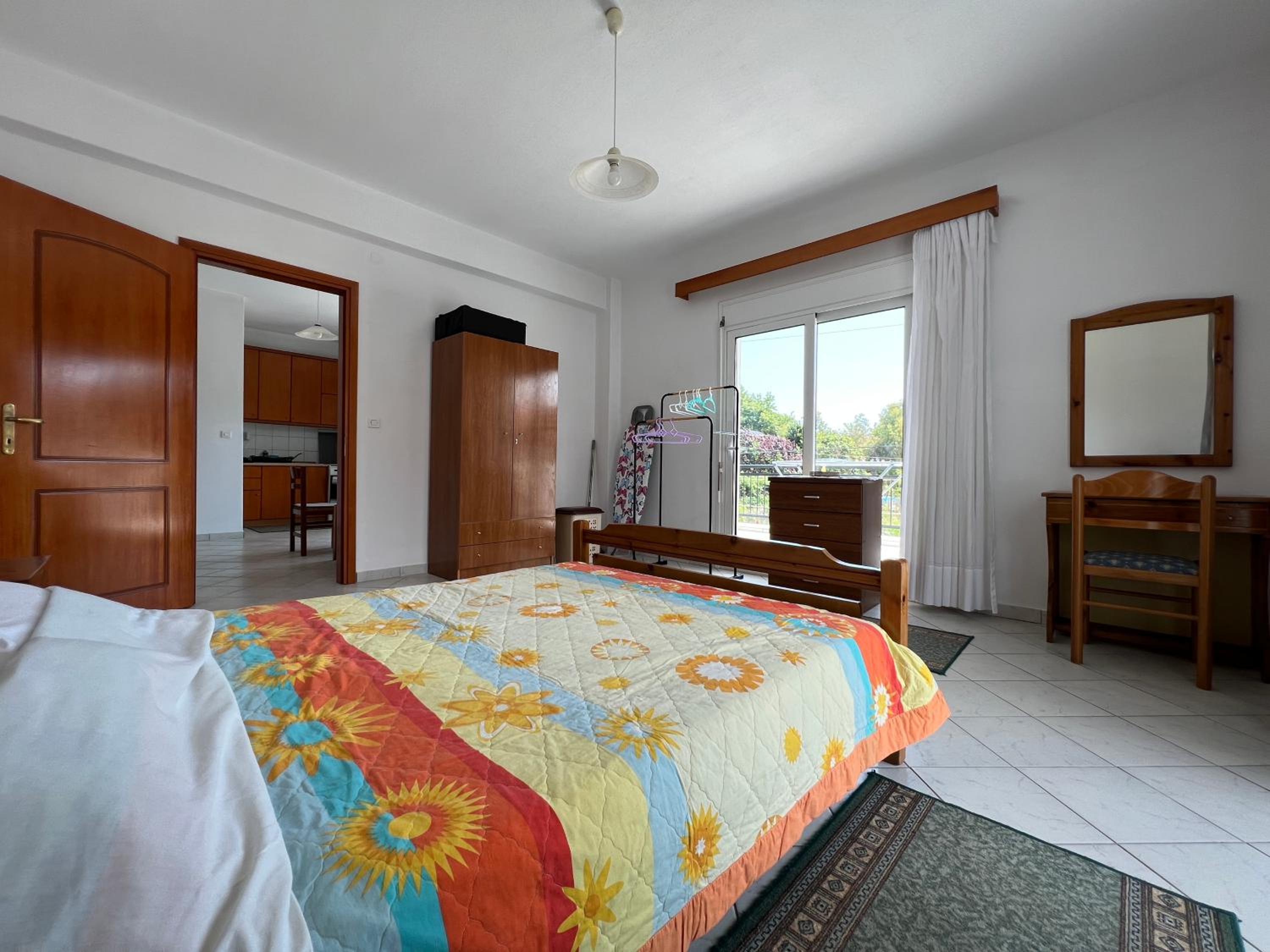 White Apartment - Thassos Town