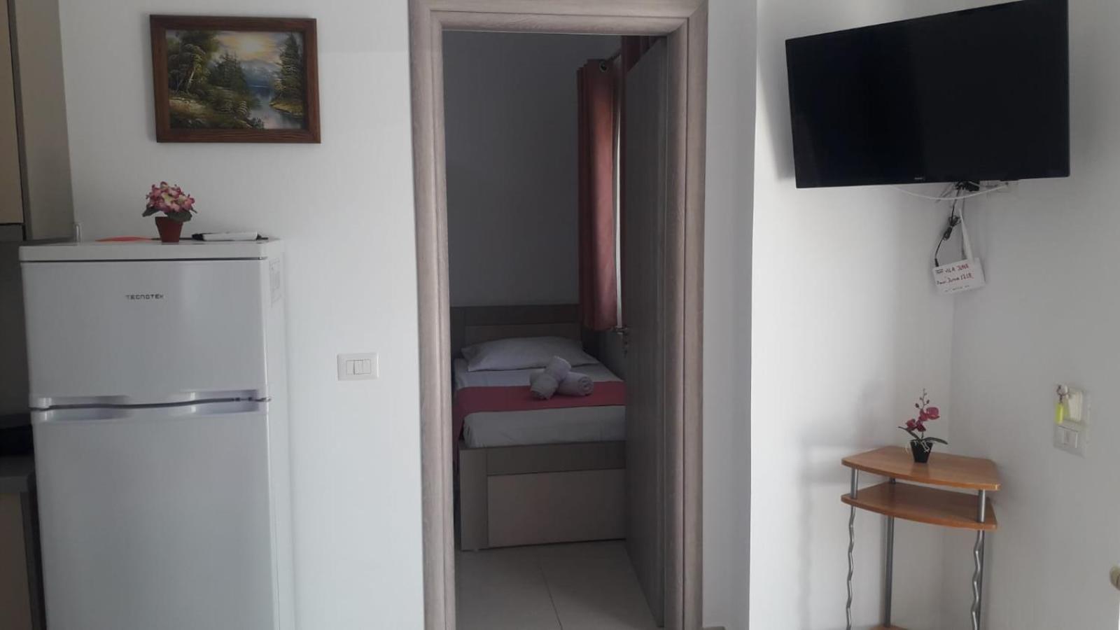 Vila Juna