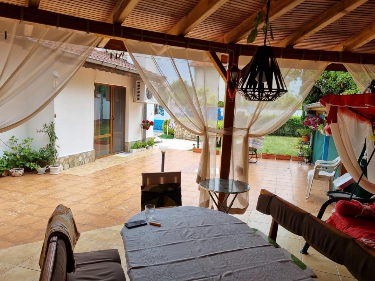 Villa Vladi Balchik