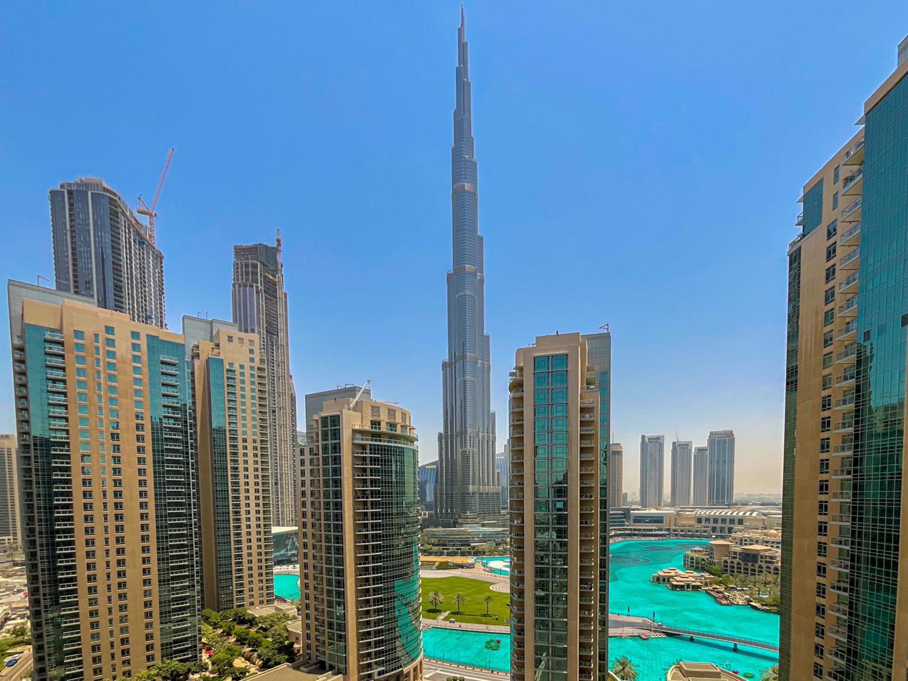 HiGuests - Amazing Apartment overlooking Burj Khalifa!