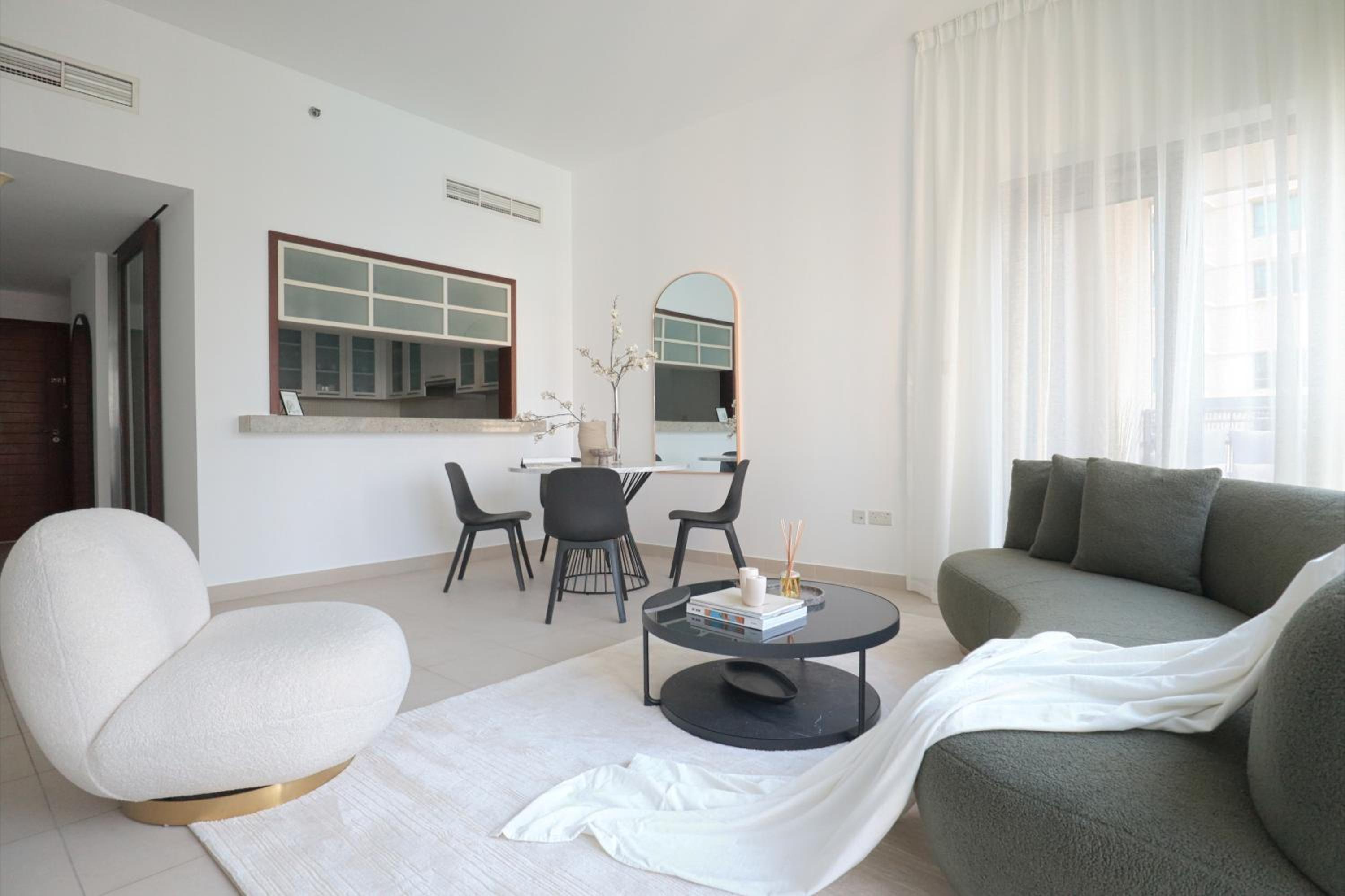 HiGuests - Amazing Apartment overlooking Burj Khalifa!