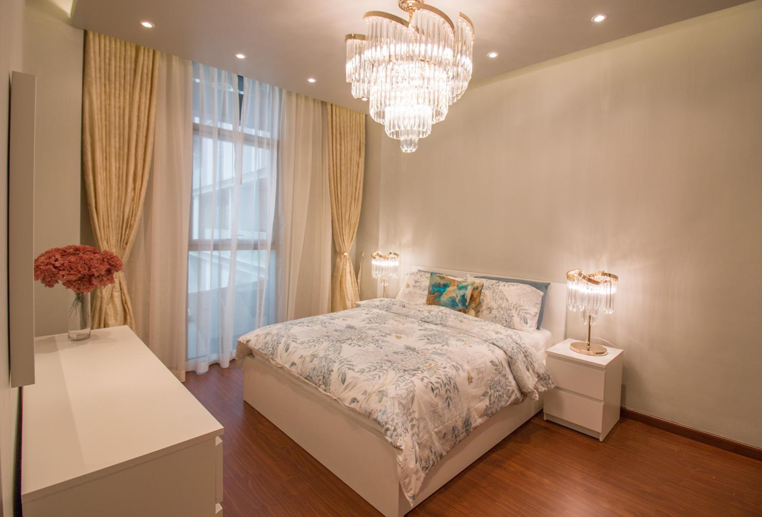 Luxurious 2BR - Fully Upgraded - High-end facilities