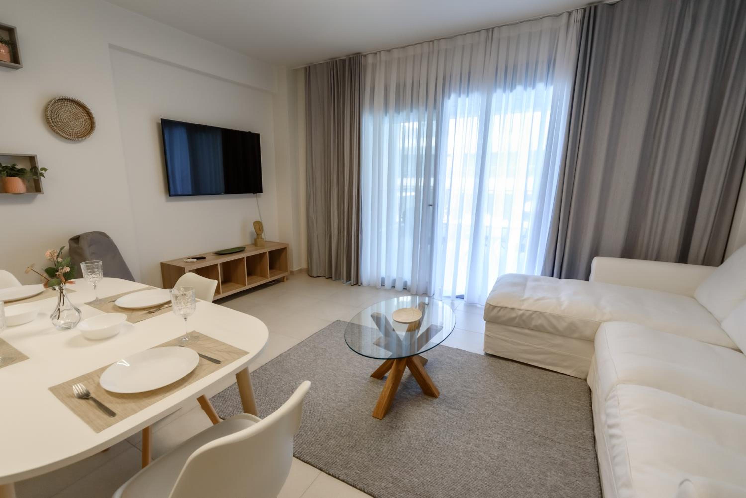 ITAKA Familiy Apartments - Halkidiki Suites Com