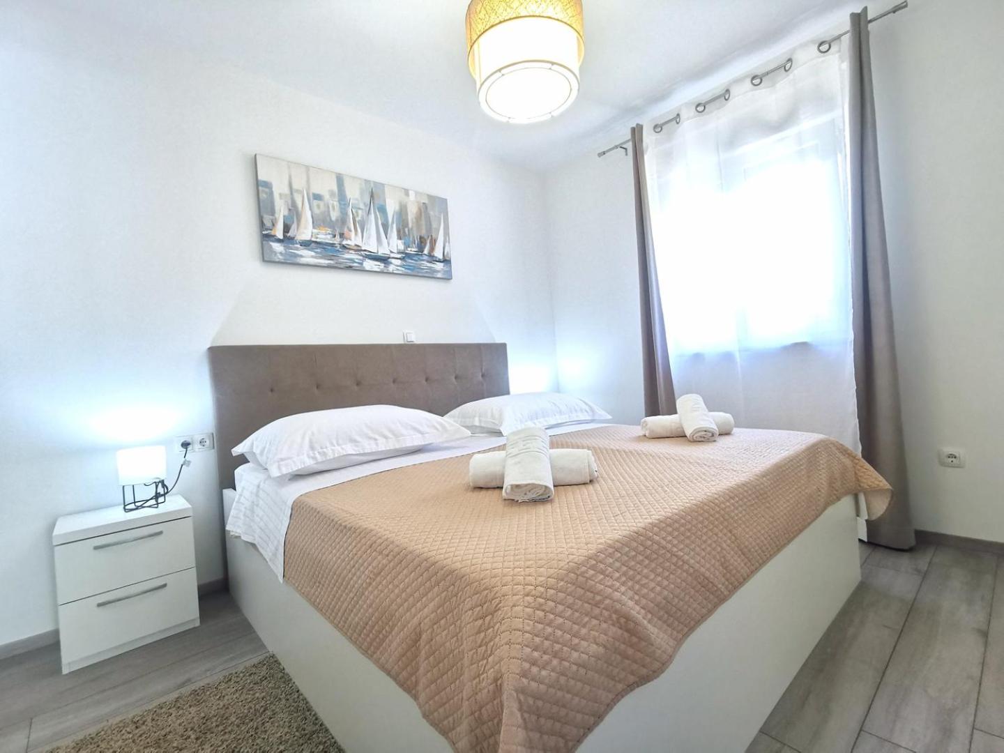 Seka apartments with a pool view 5