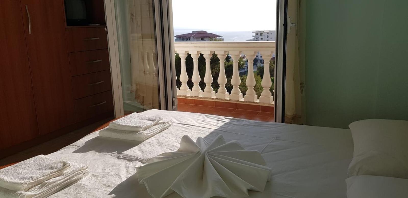 Stunning Sea View Apartments Sarande