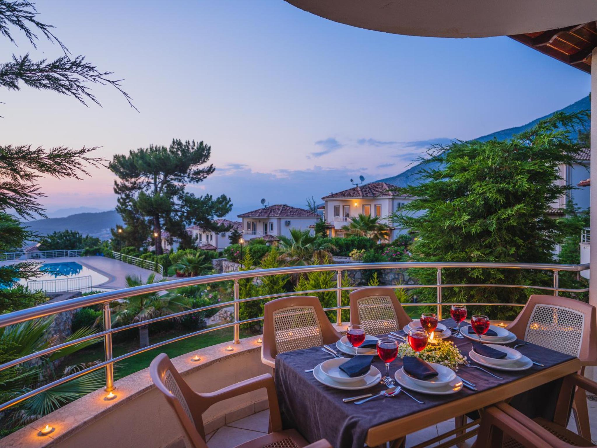 Hanel Life Royal Villas 7 Aqualettings view 5