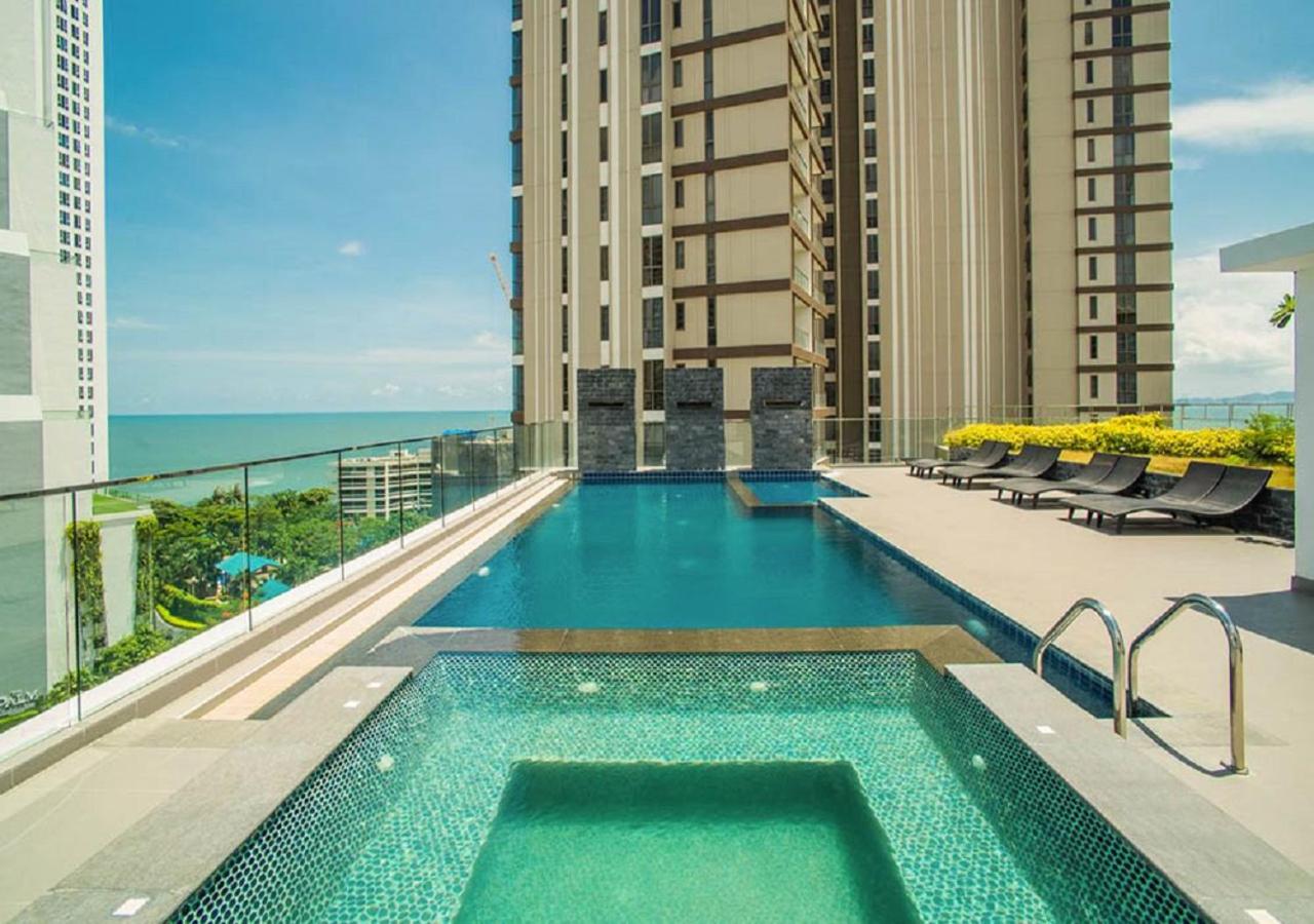 Serenity Wongamat Condominium view 2