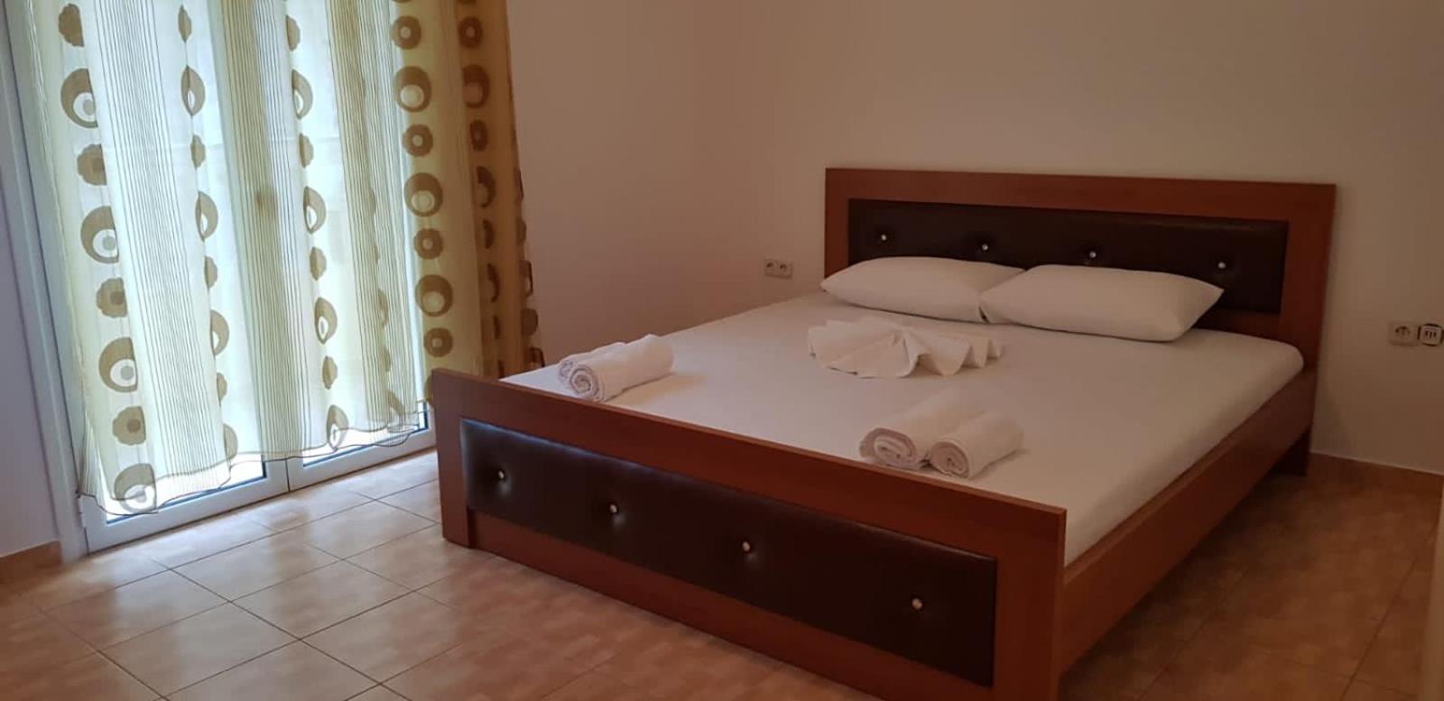 Stunning Sea View Apartments Sarande