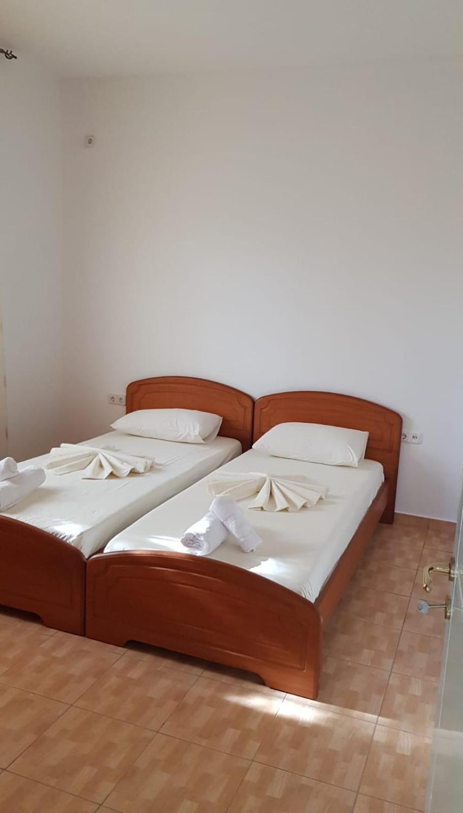 Stunning Sea View Apartments Sarande