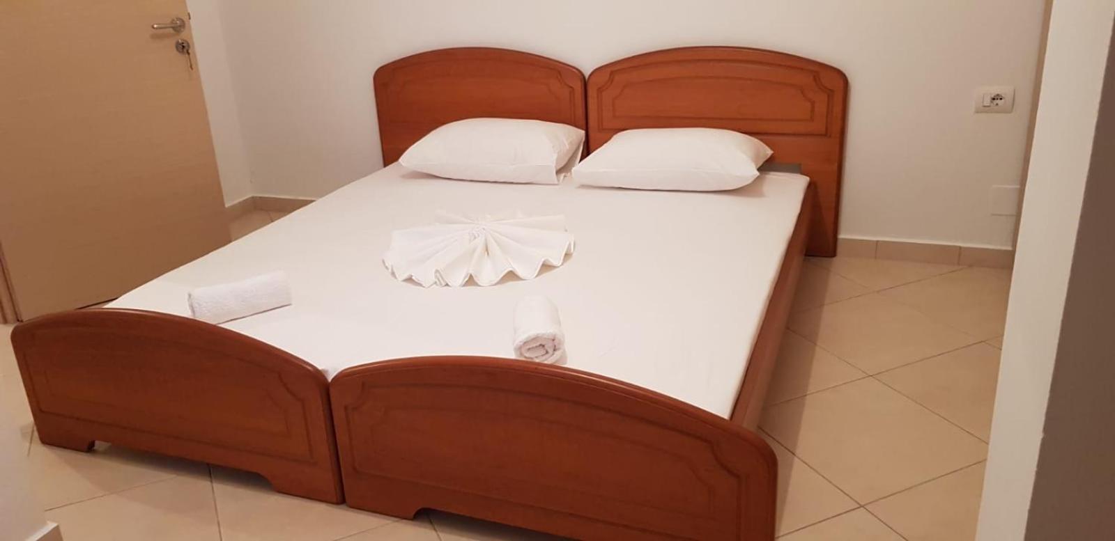 Stunning Sea View Apartments Sarande