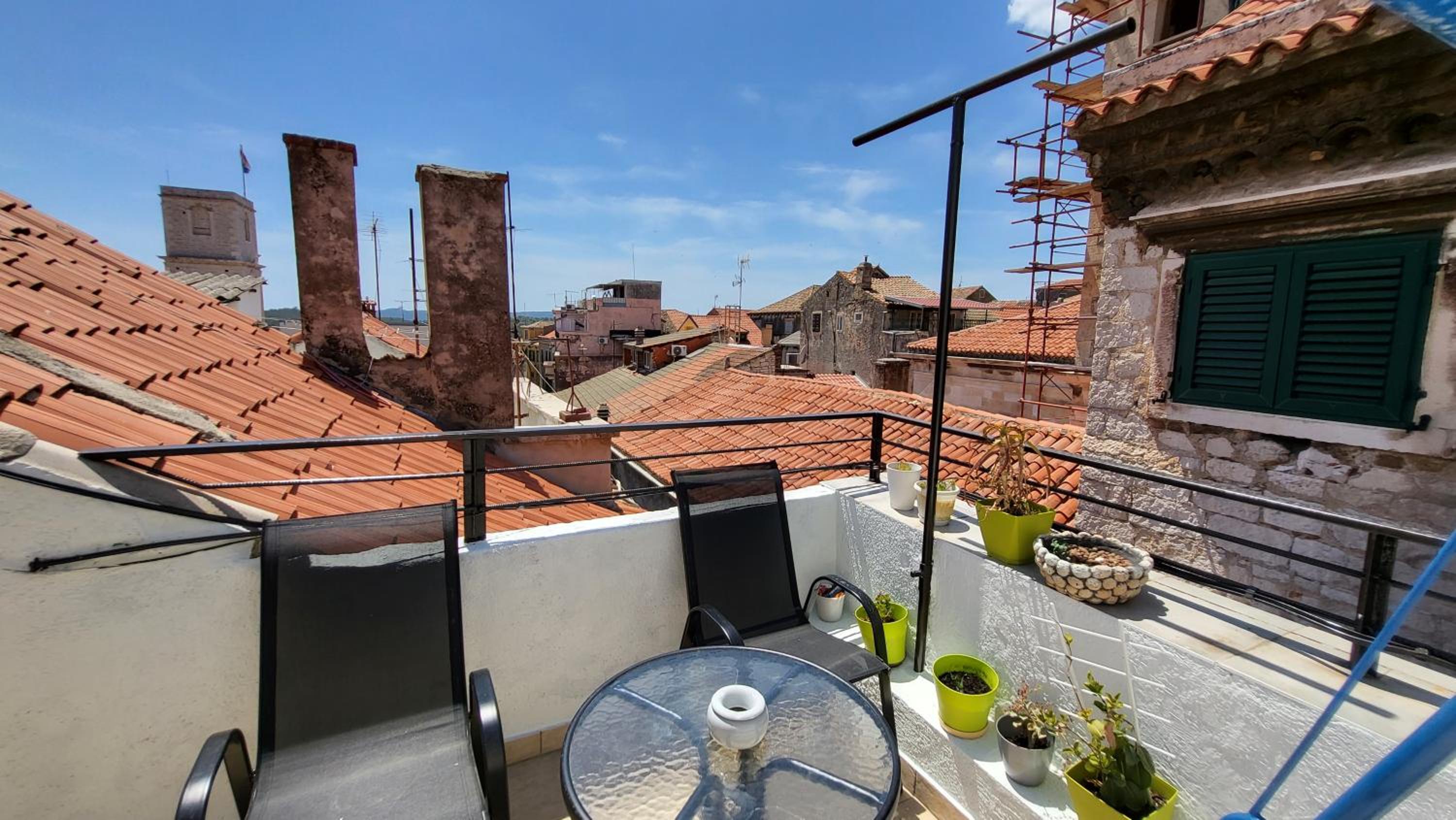 Old Market Apartment view 3