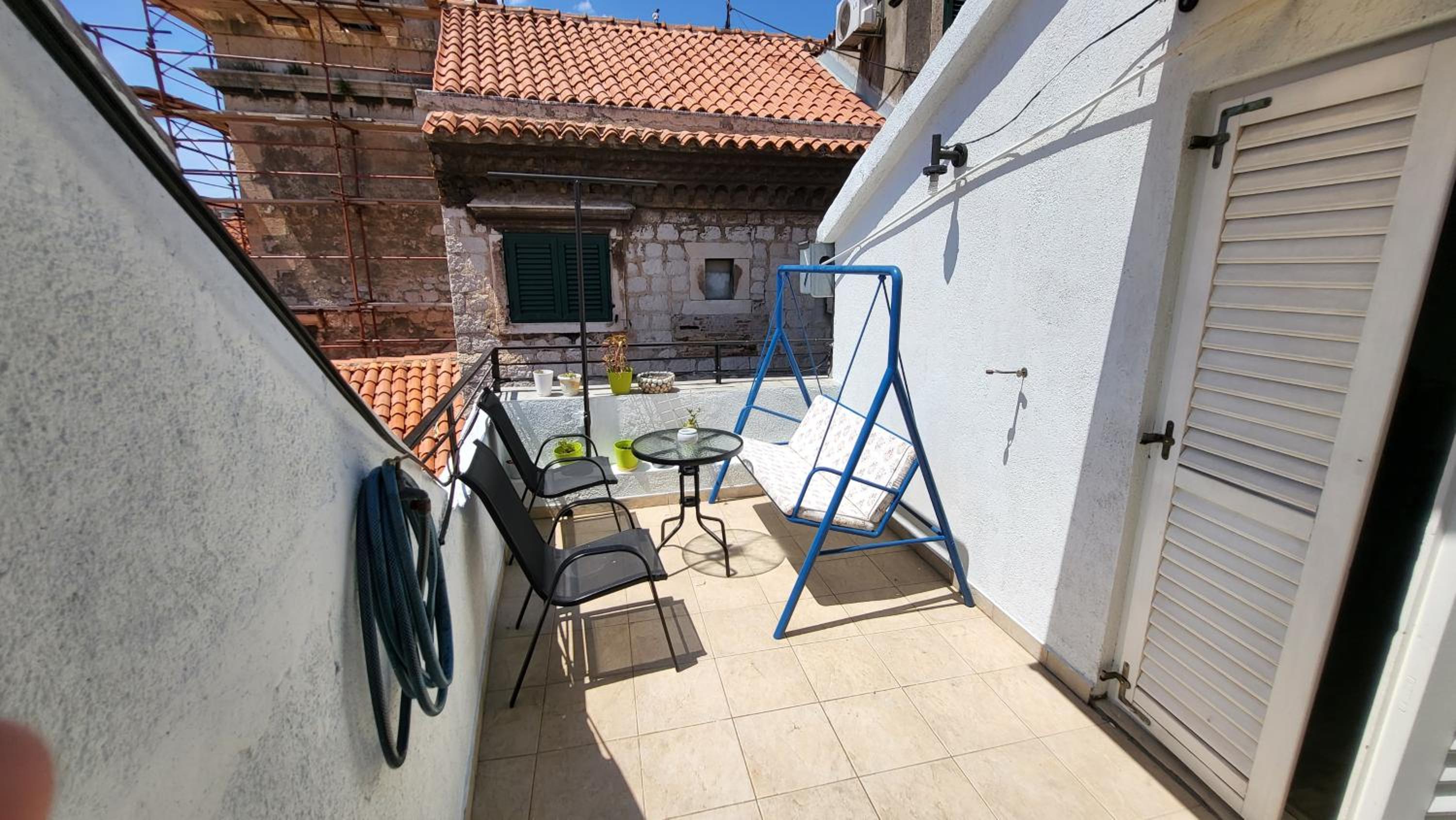 Old Market Apartment view 4