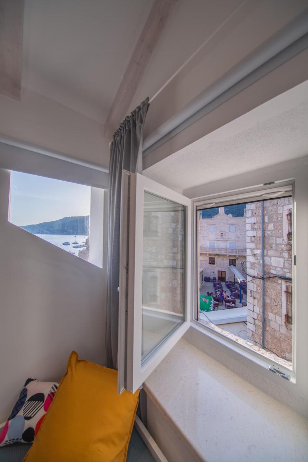 Sea Pearl view 3