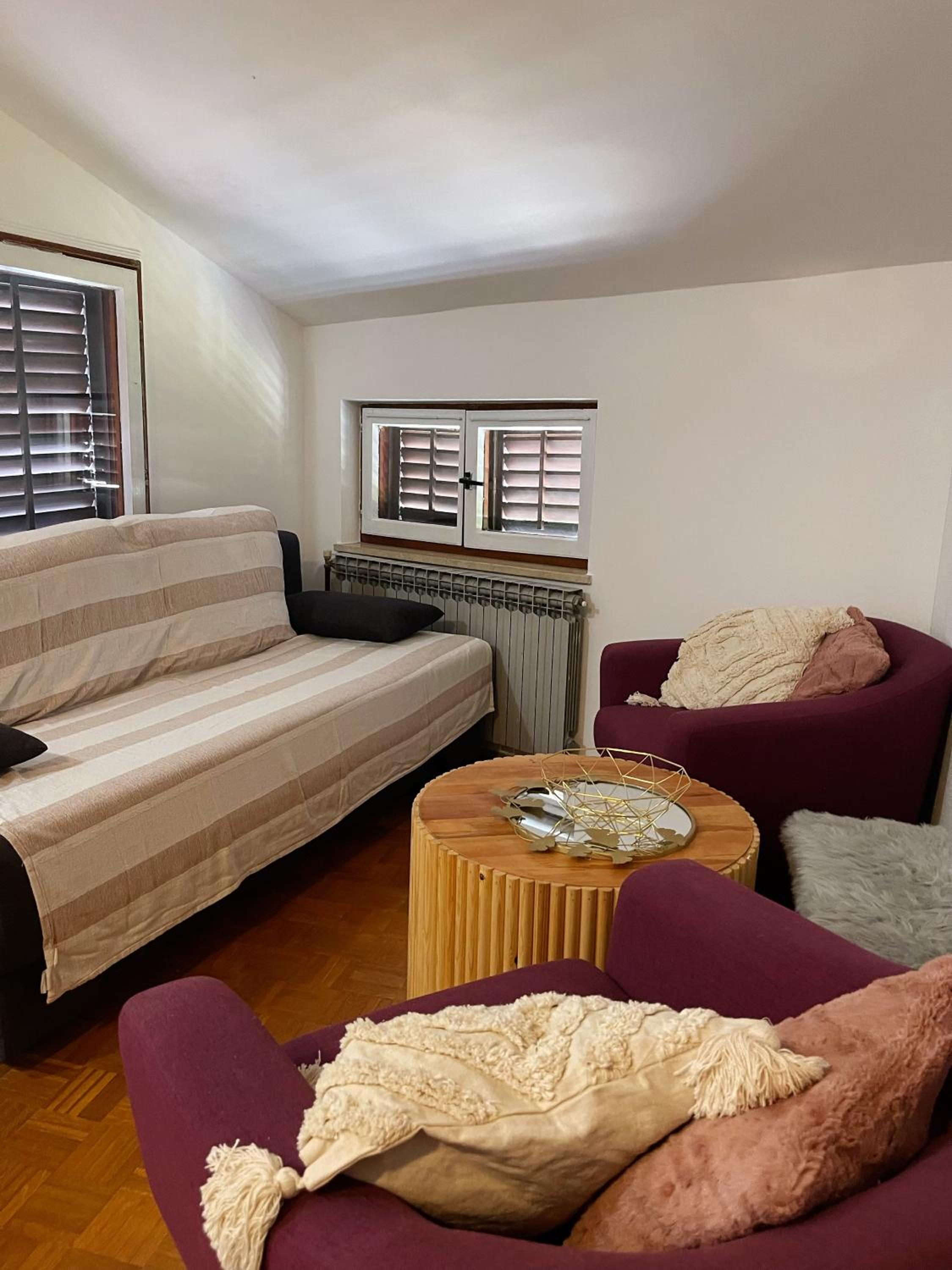 Apartment Zora in the center of Crikvenica view 3