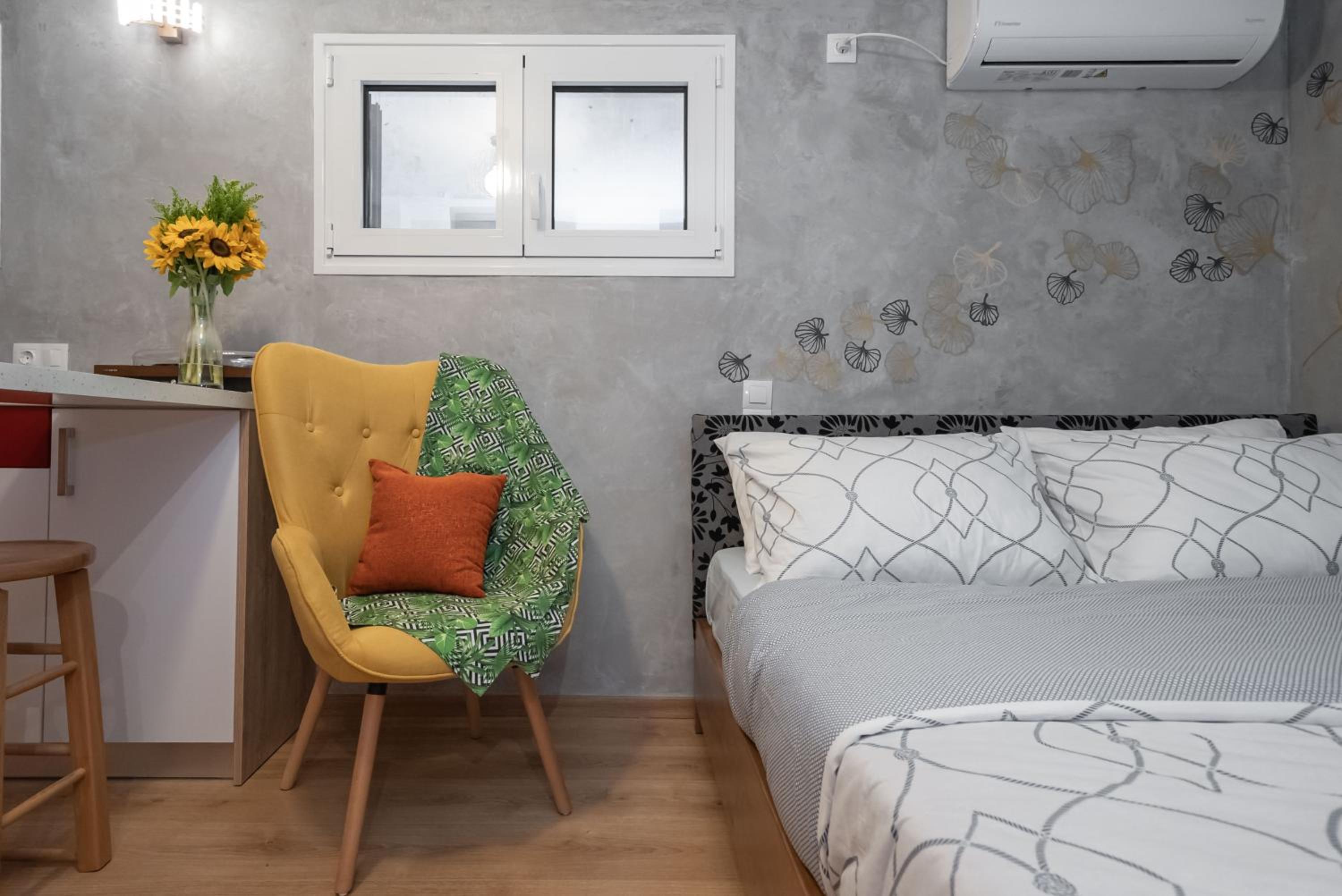 Cozy tiny apartment in the heart of Plaka