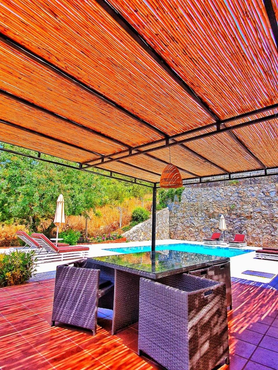Villa Cedrus view 4
