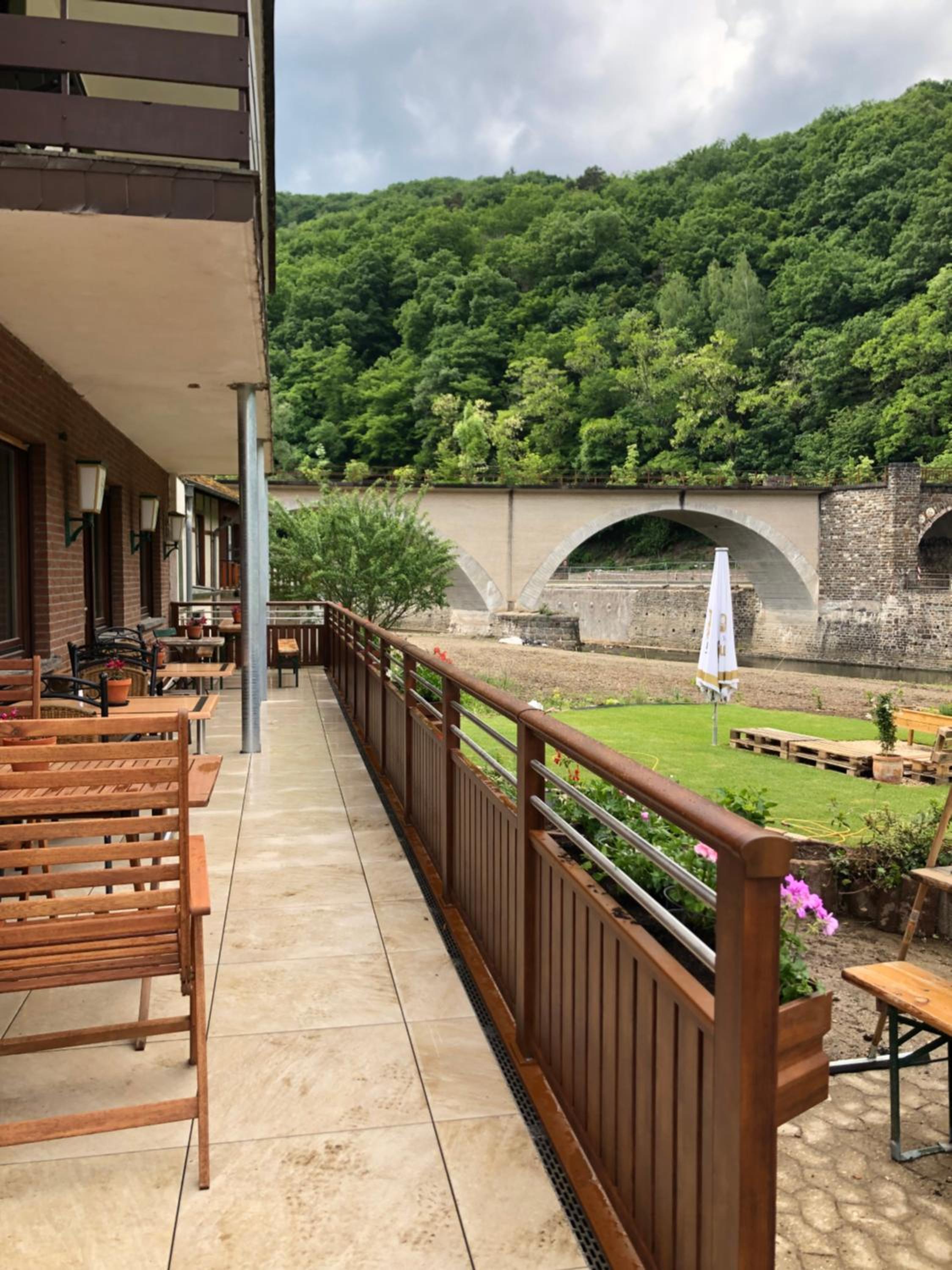 Bed&Breakfast Eifelpension Brückenschenke
