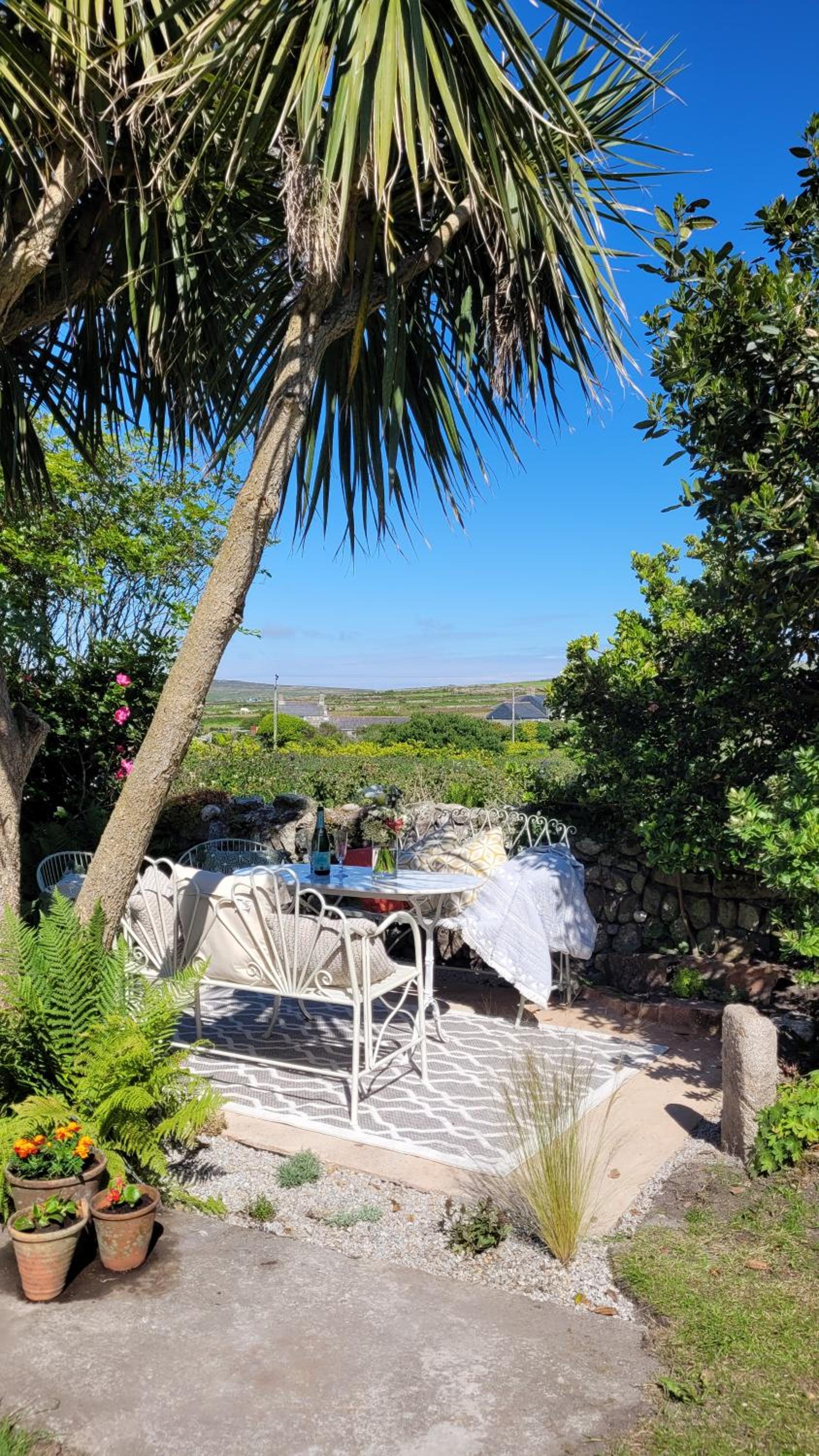 Cosy terraced Cornish cottage near the sea view 5