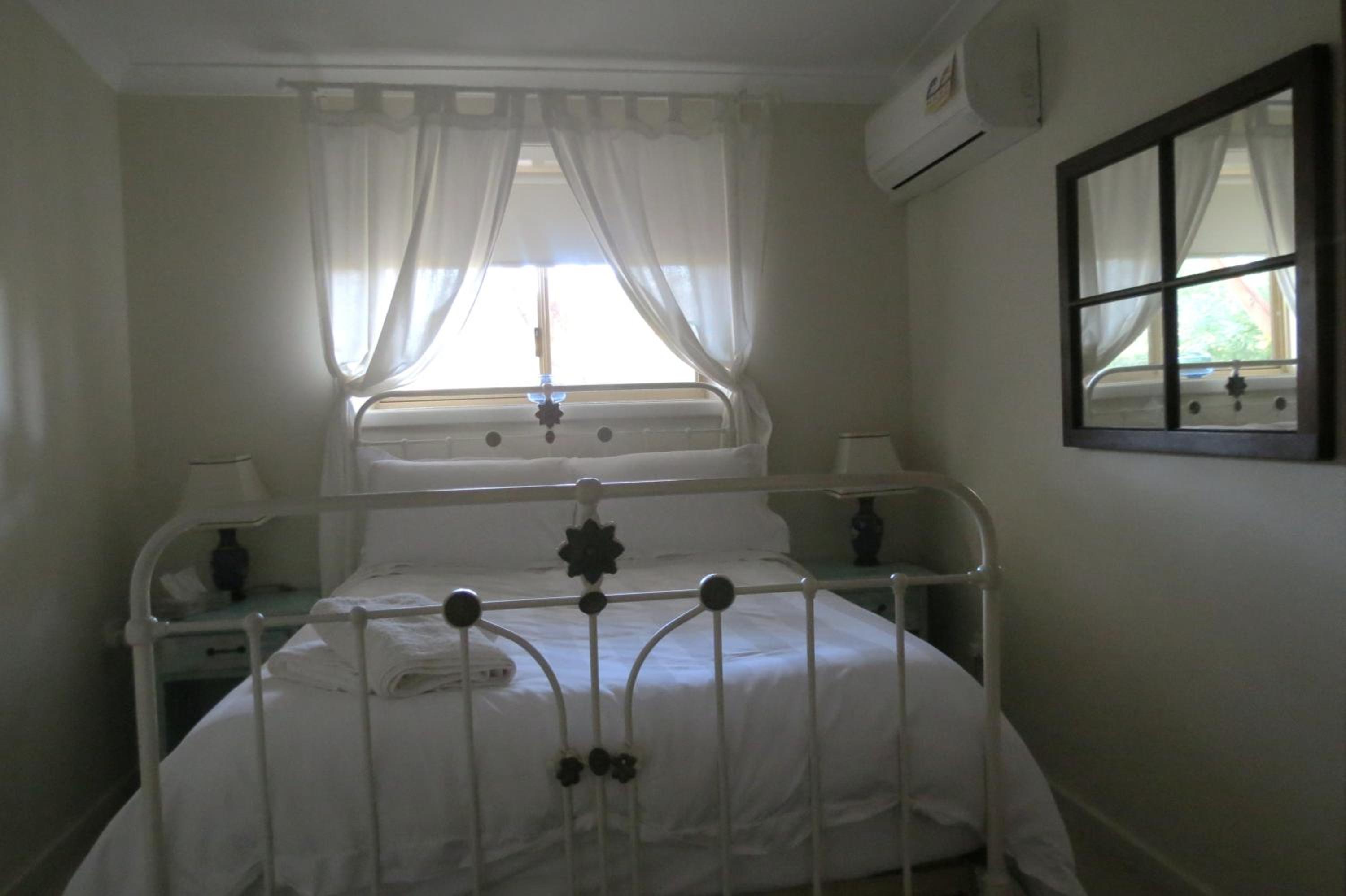 Bentwood Olive Grove Accommodation