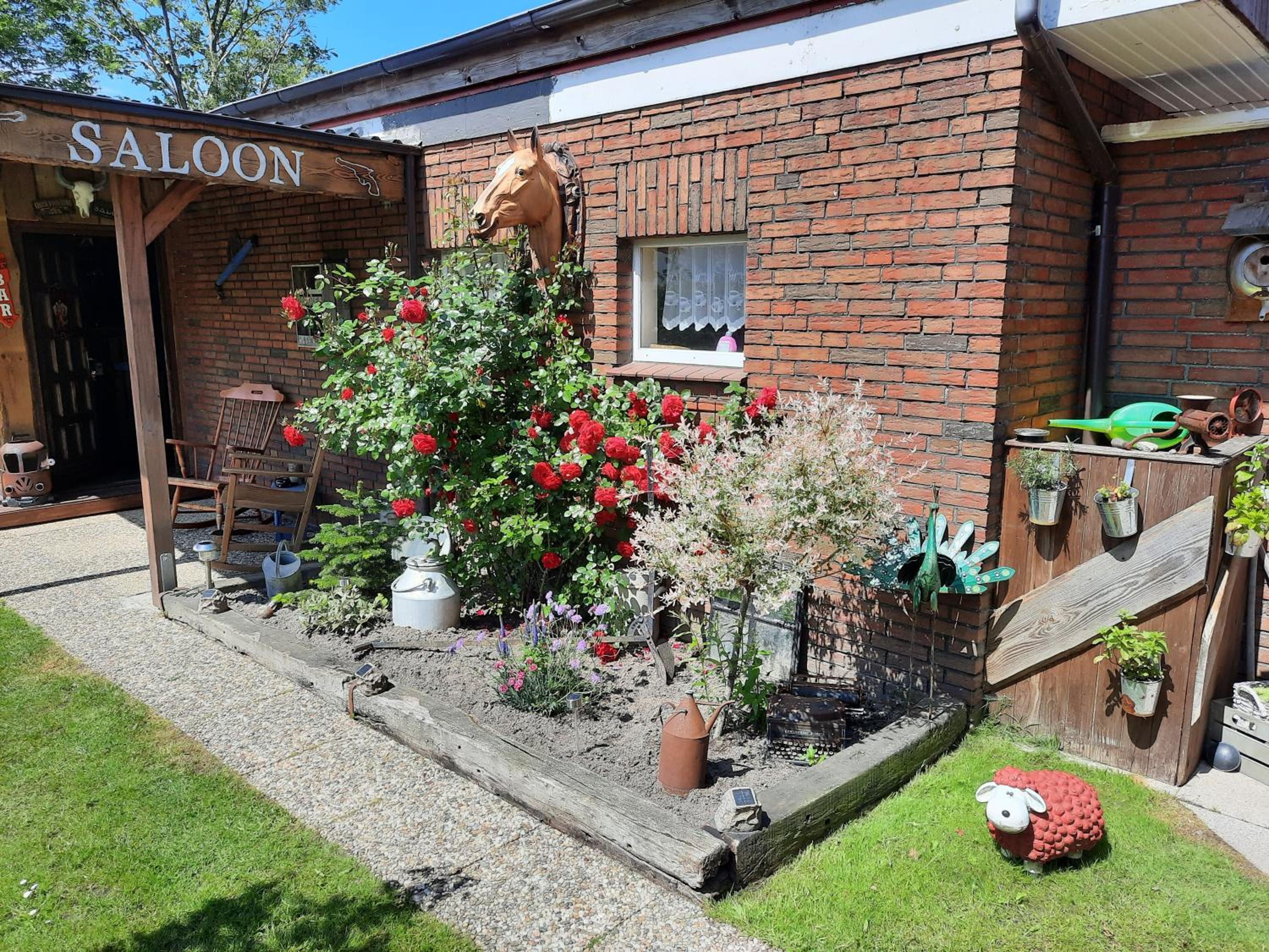 Photo 18