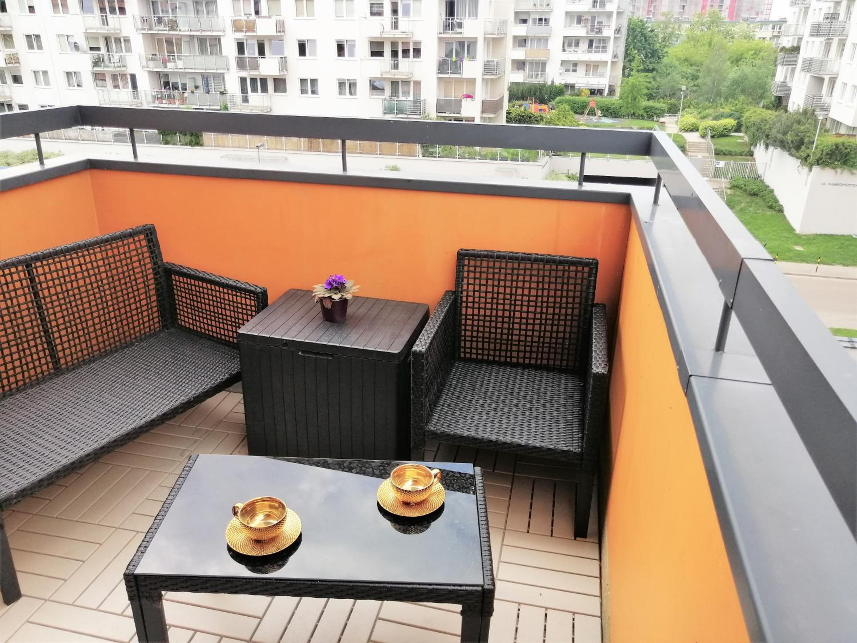 Orange Water Apartment view 5