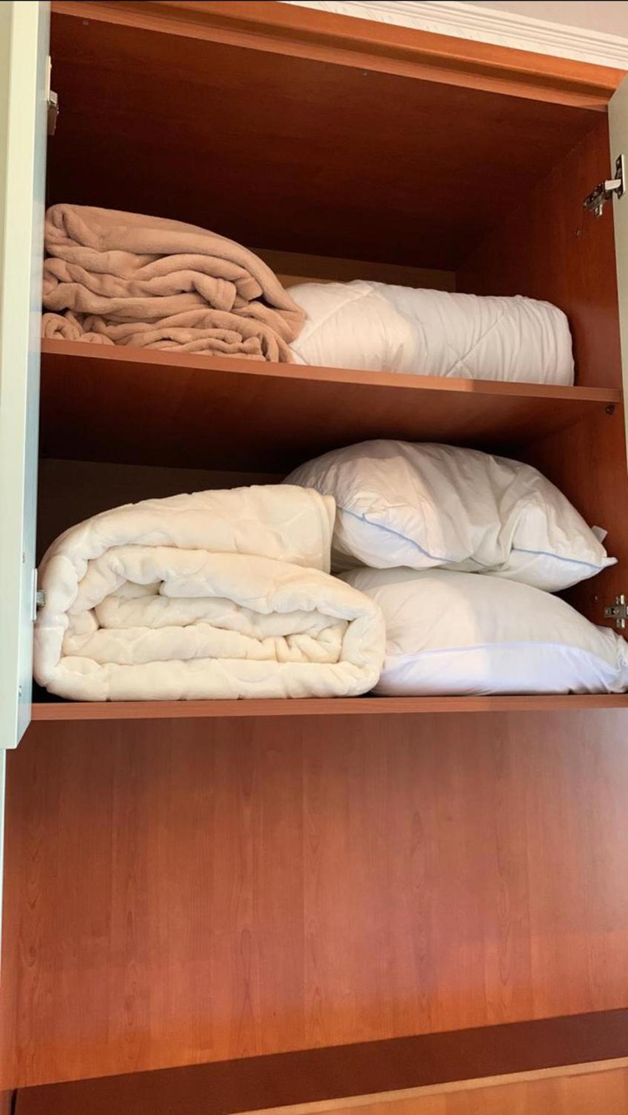 The 8th floor apartment