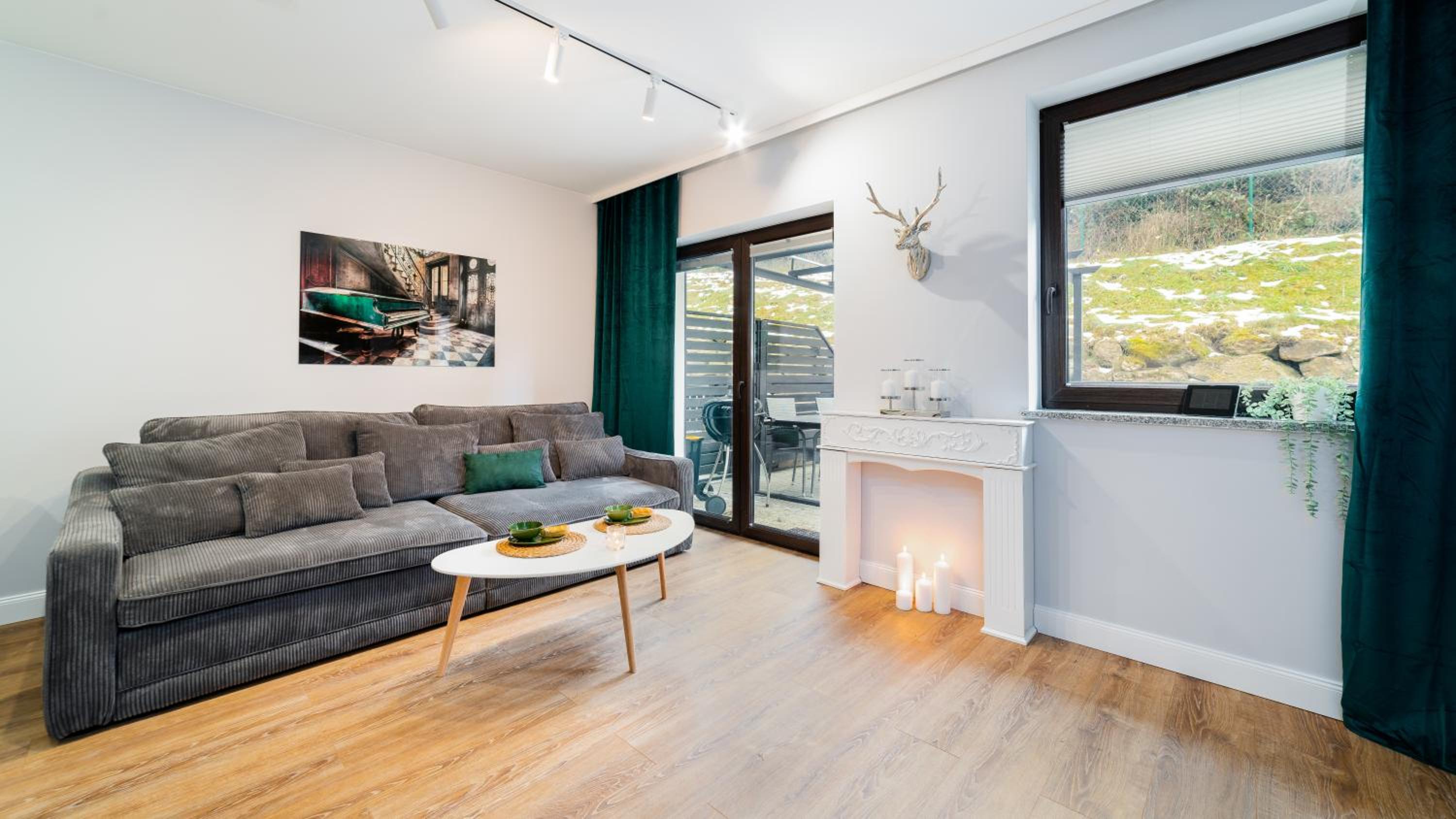 ApartaLala, Apartament z ogrodem