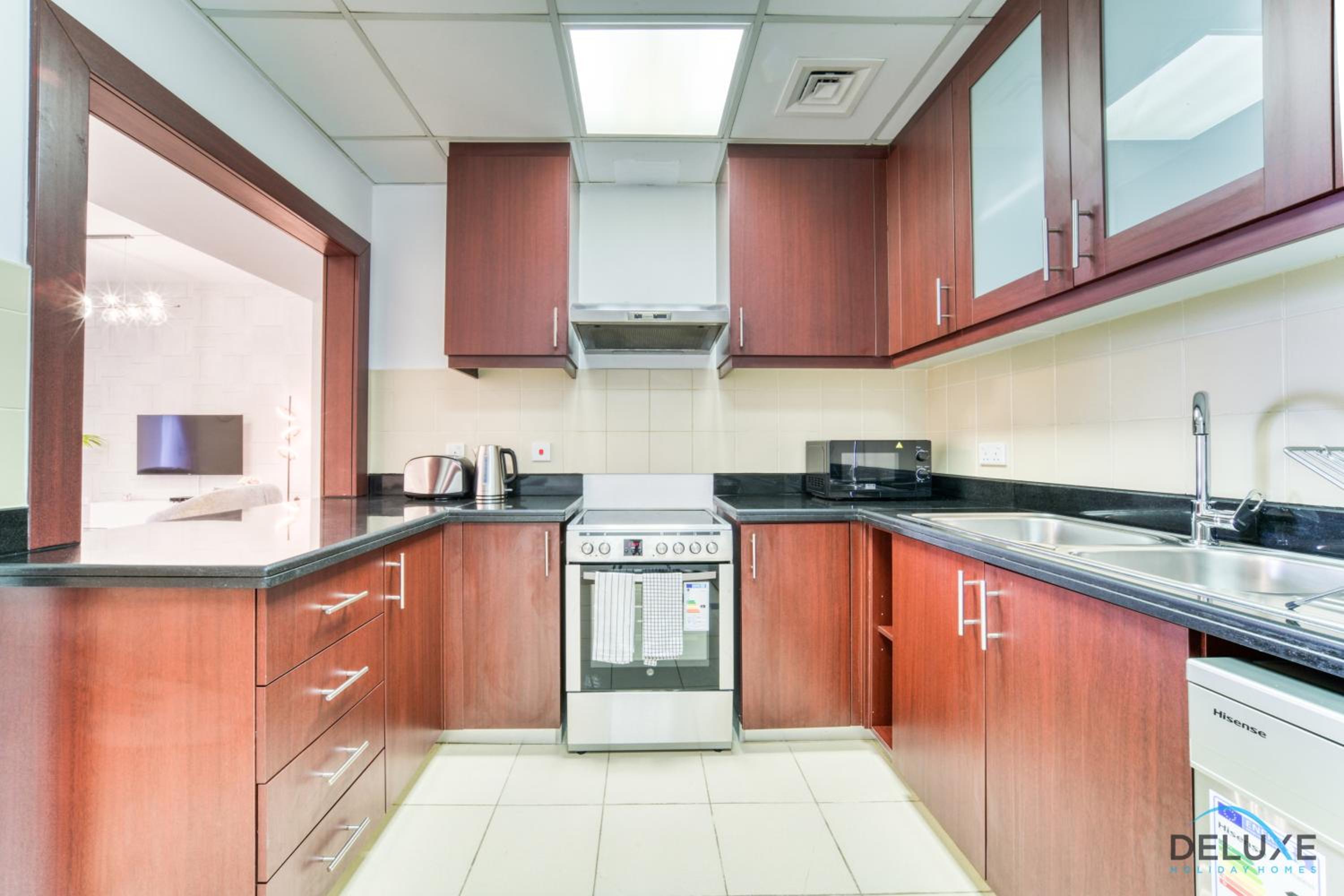 Impeccable 2BR at Bahar 2 JBR by Deluxe Holiday Homes
