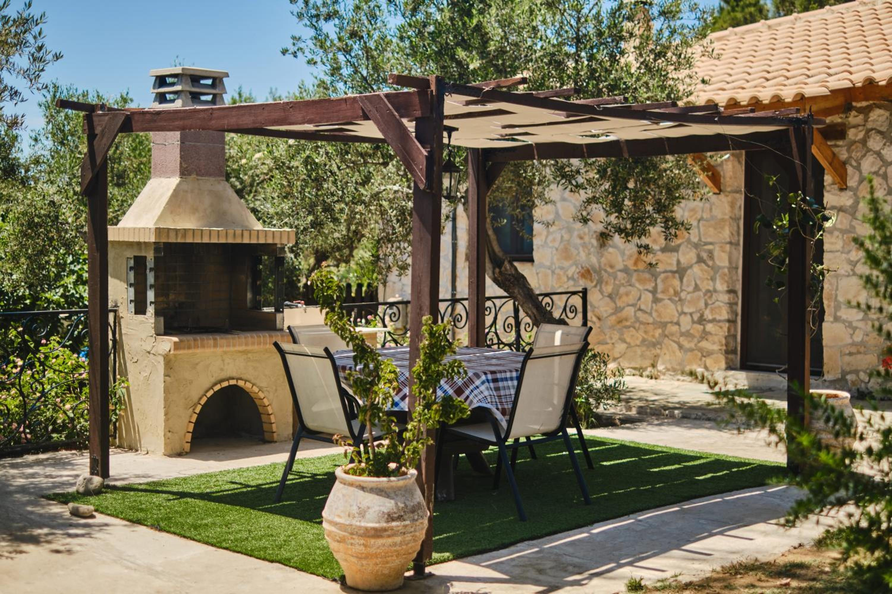 Gerakas Stone House Villa