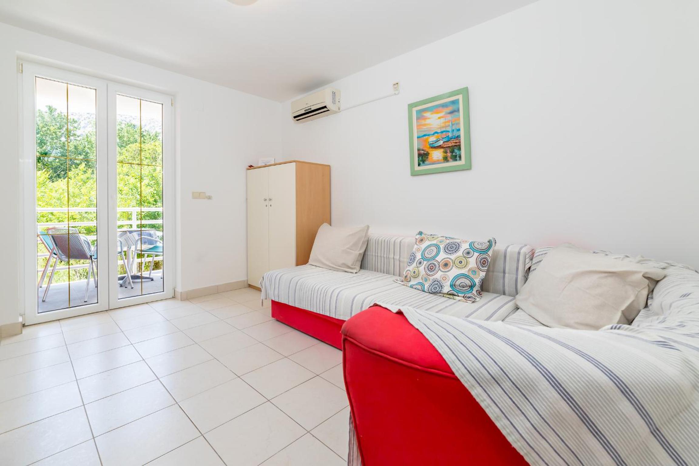 Apartments Melania & Antonia view 3